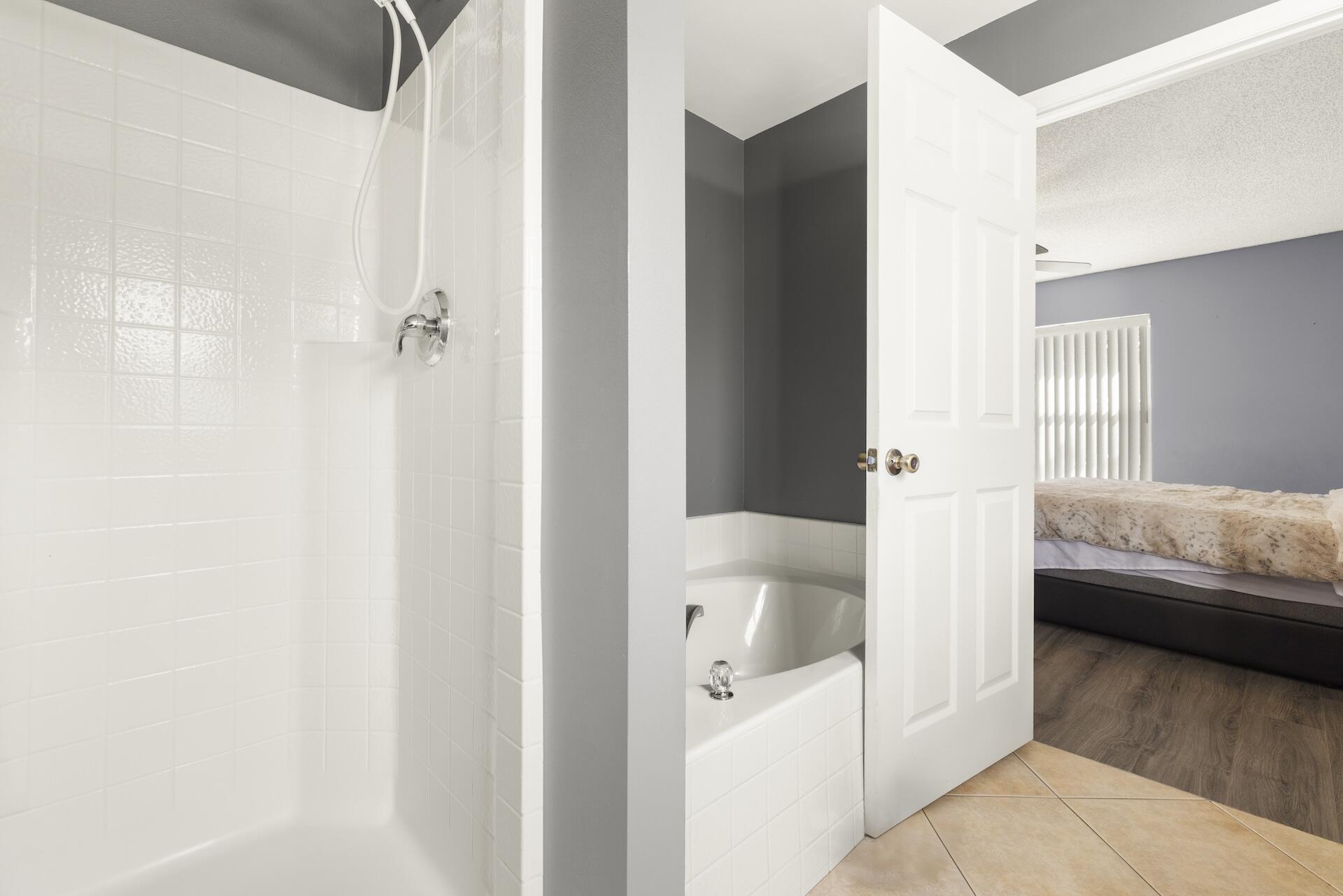 314 SW De Gouvea Ter Terrace