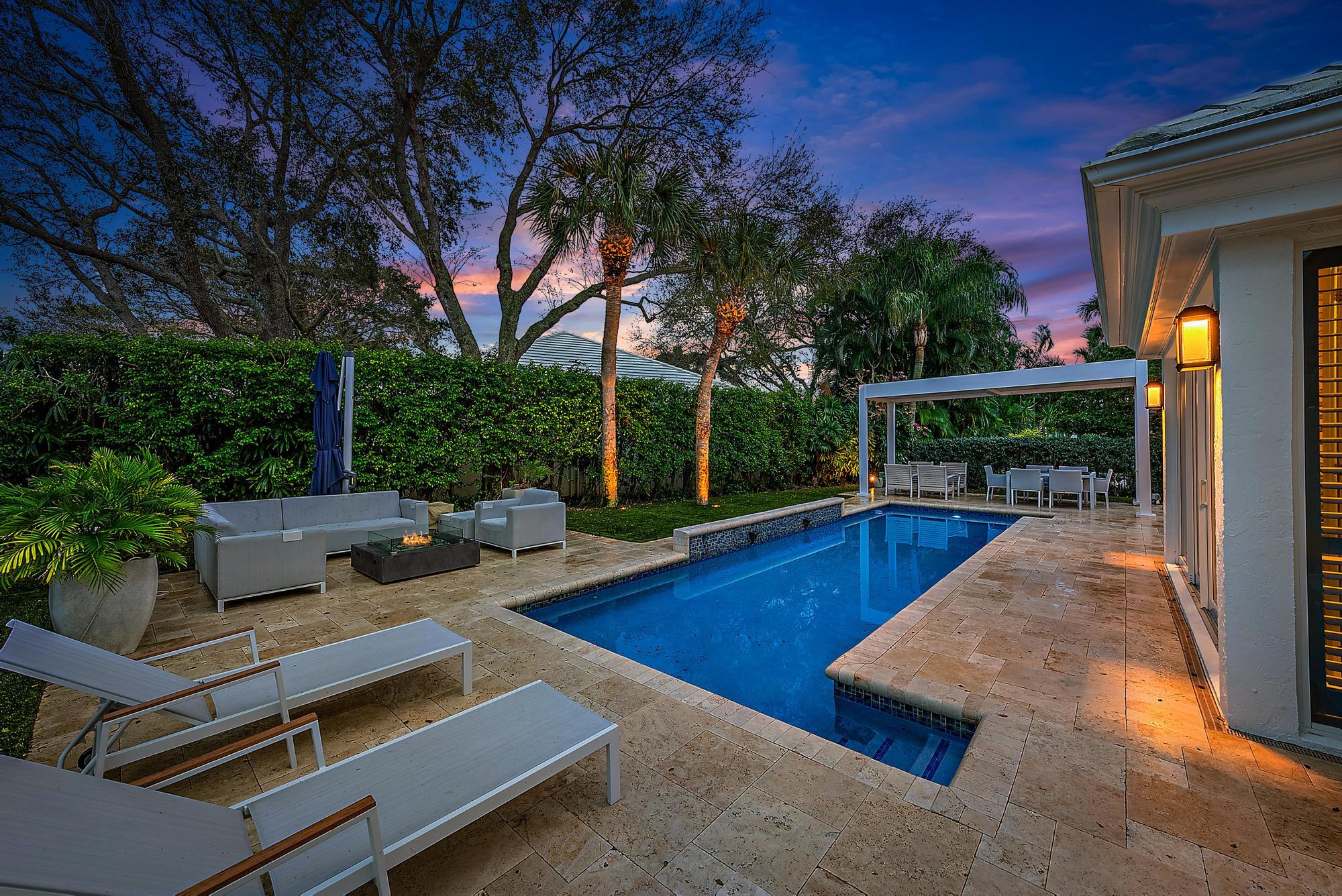 4301 Captains Way