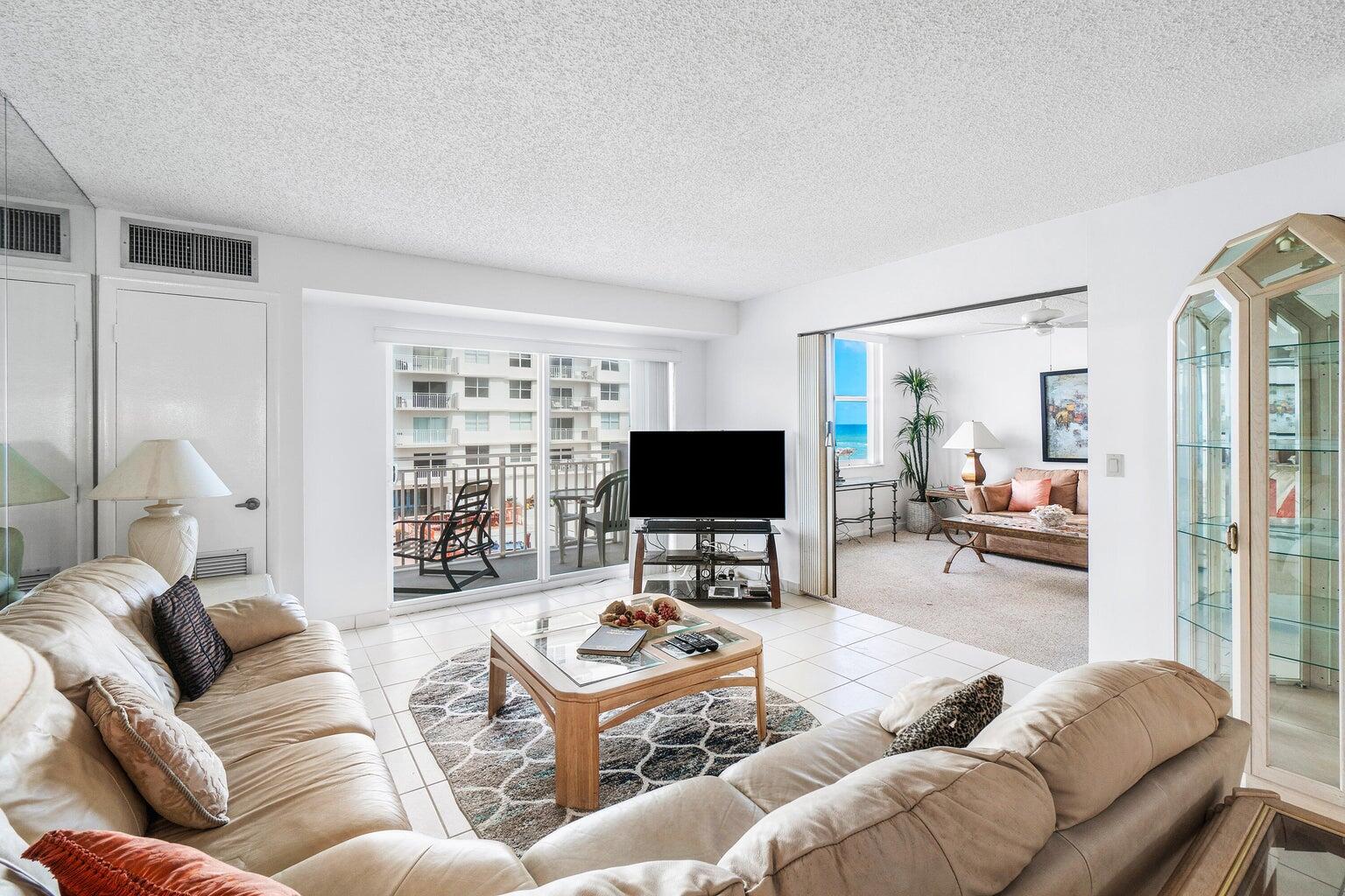 4511 S Ocean Boulevard 206