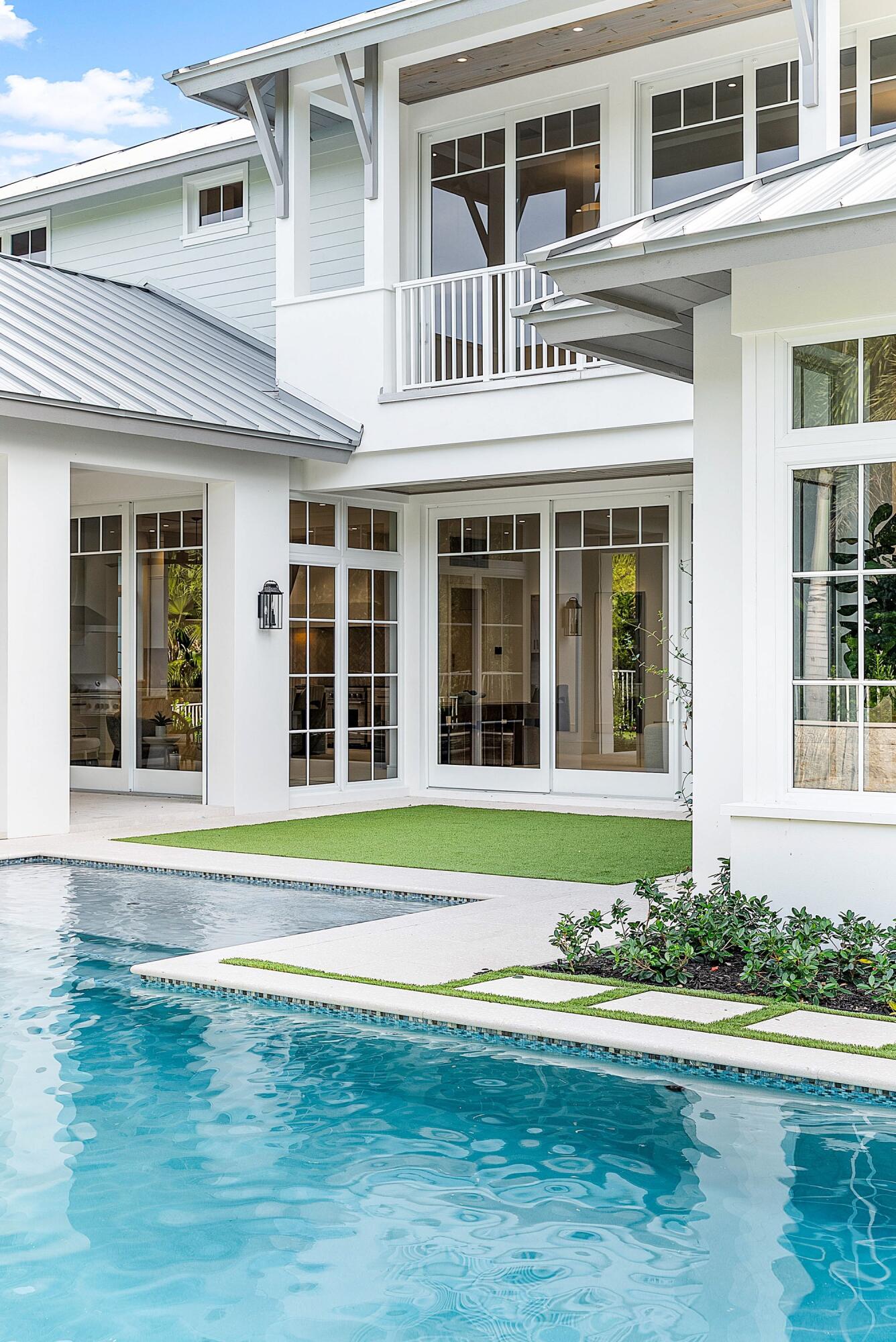 1105 Harbor Drive