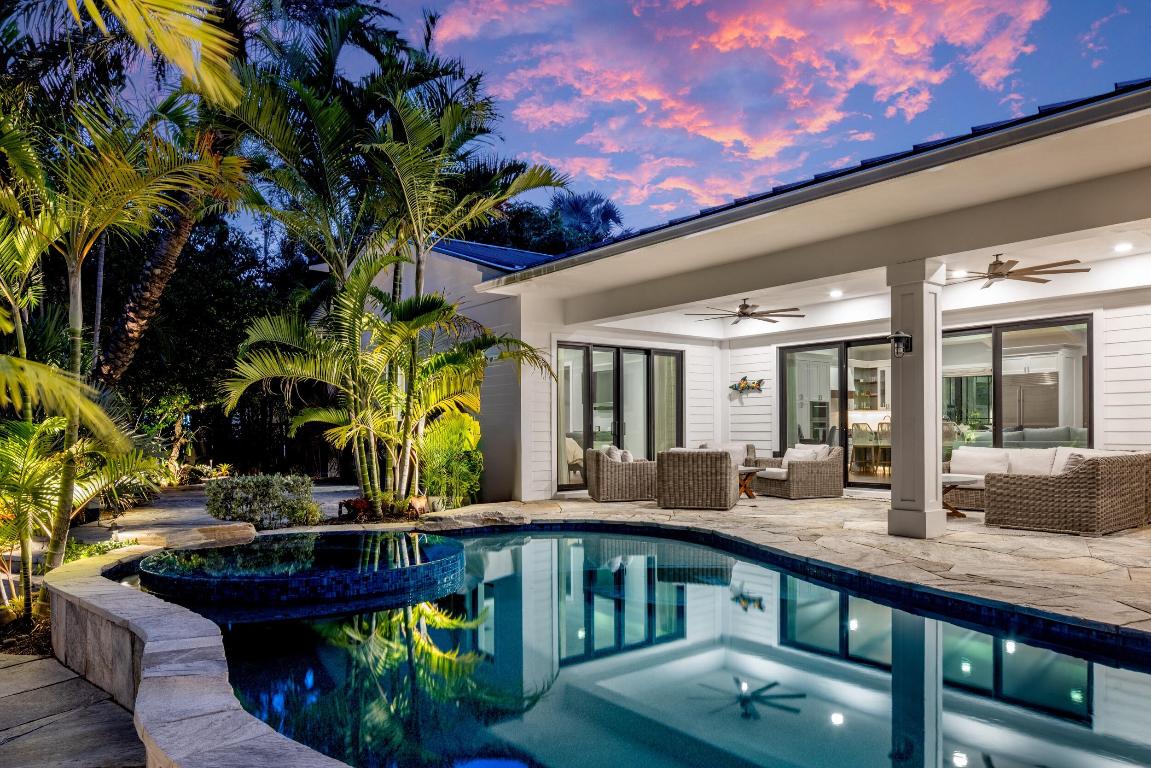 940 Greenbriar Drive