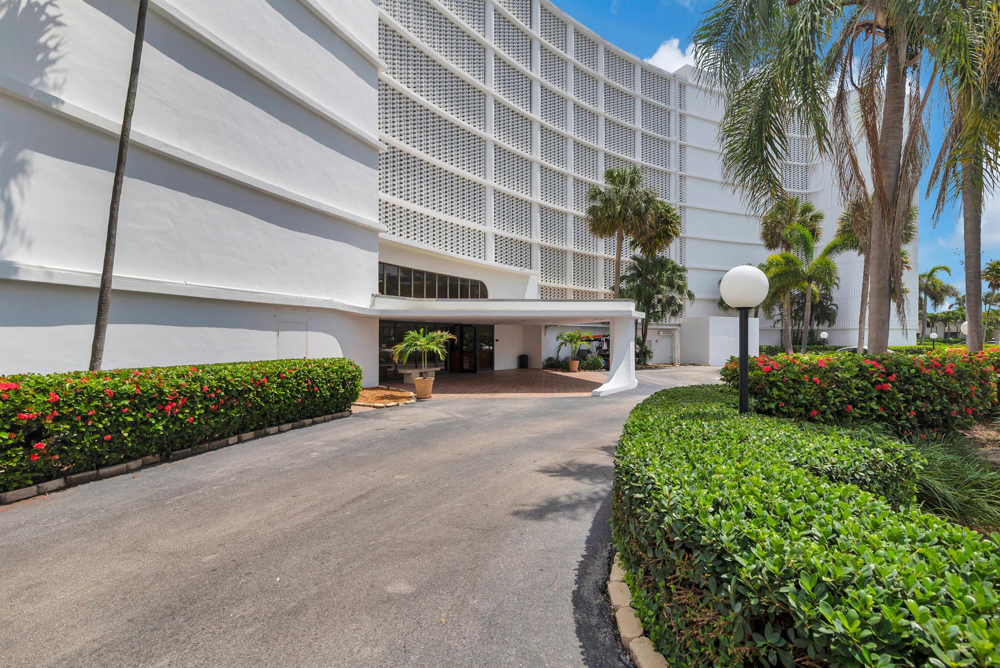 3590 S Ocean Boulevard 908