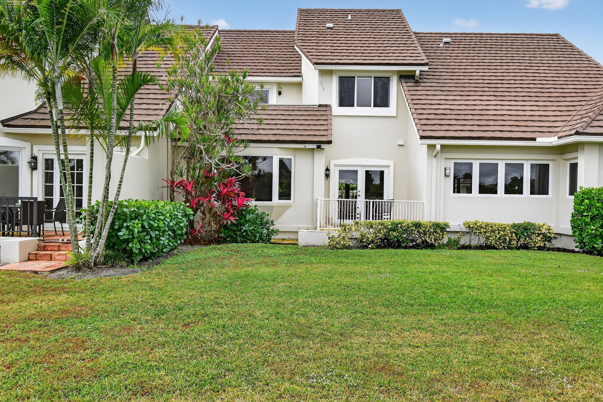 2576 Muirfield Court