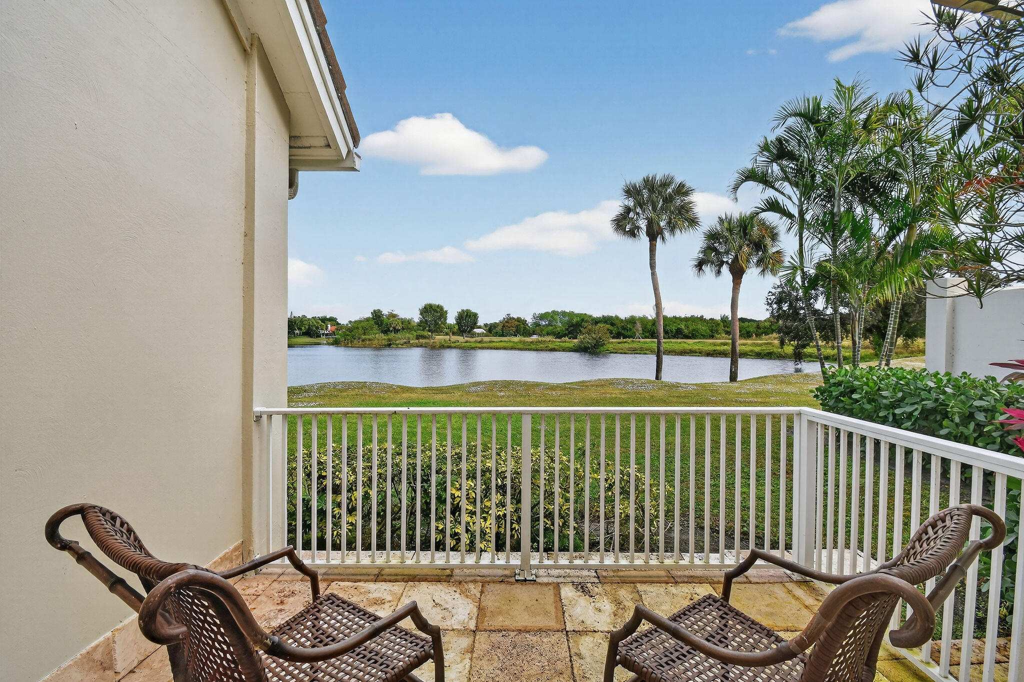 2576 Muirfield Court