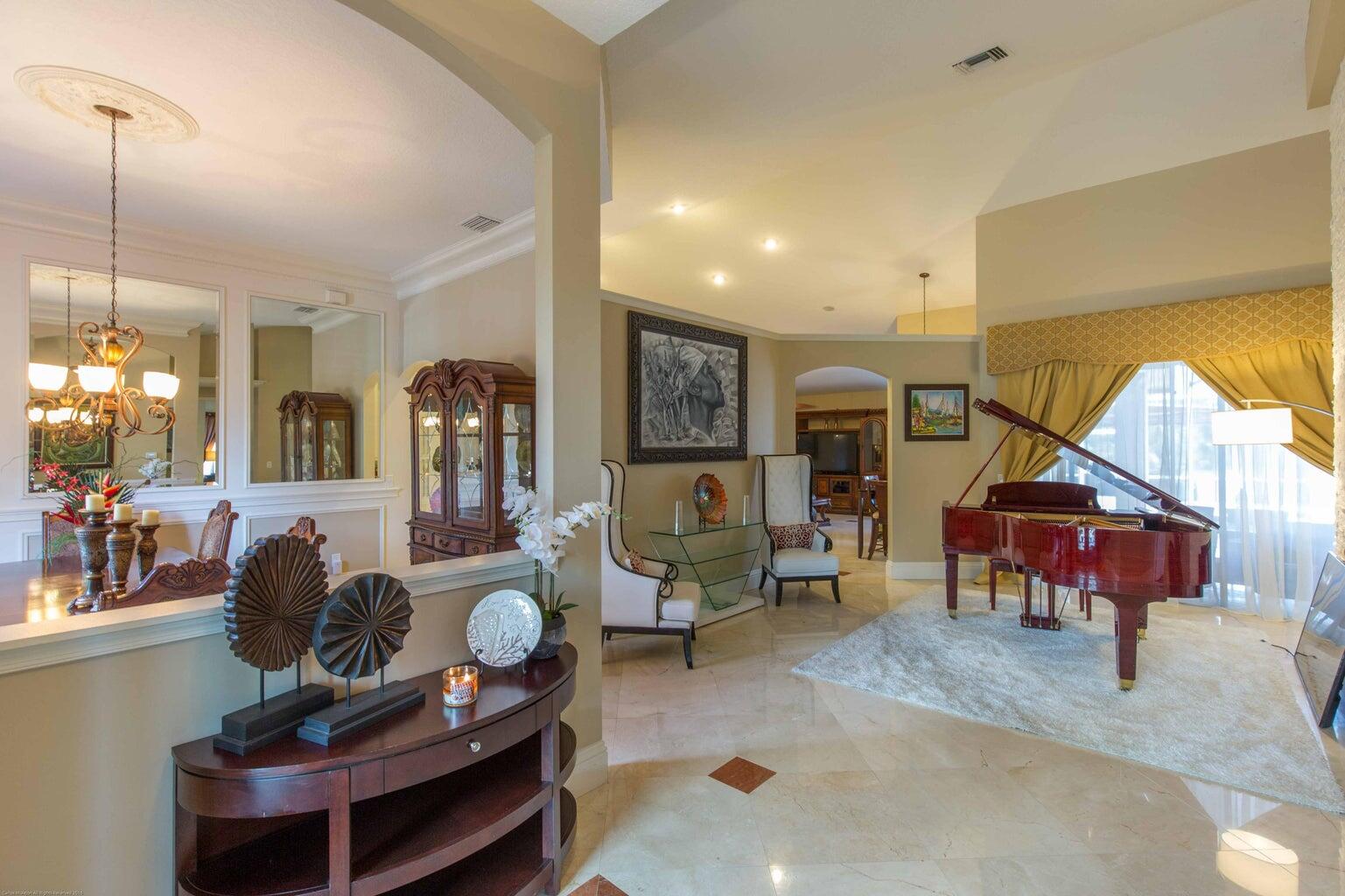 14816 Stirrup Lane