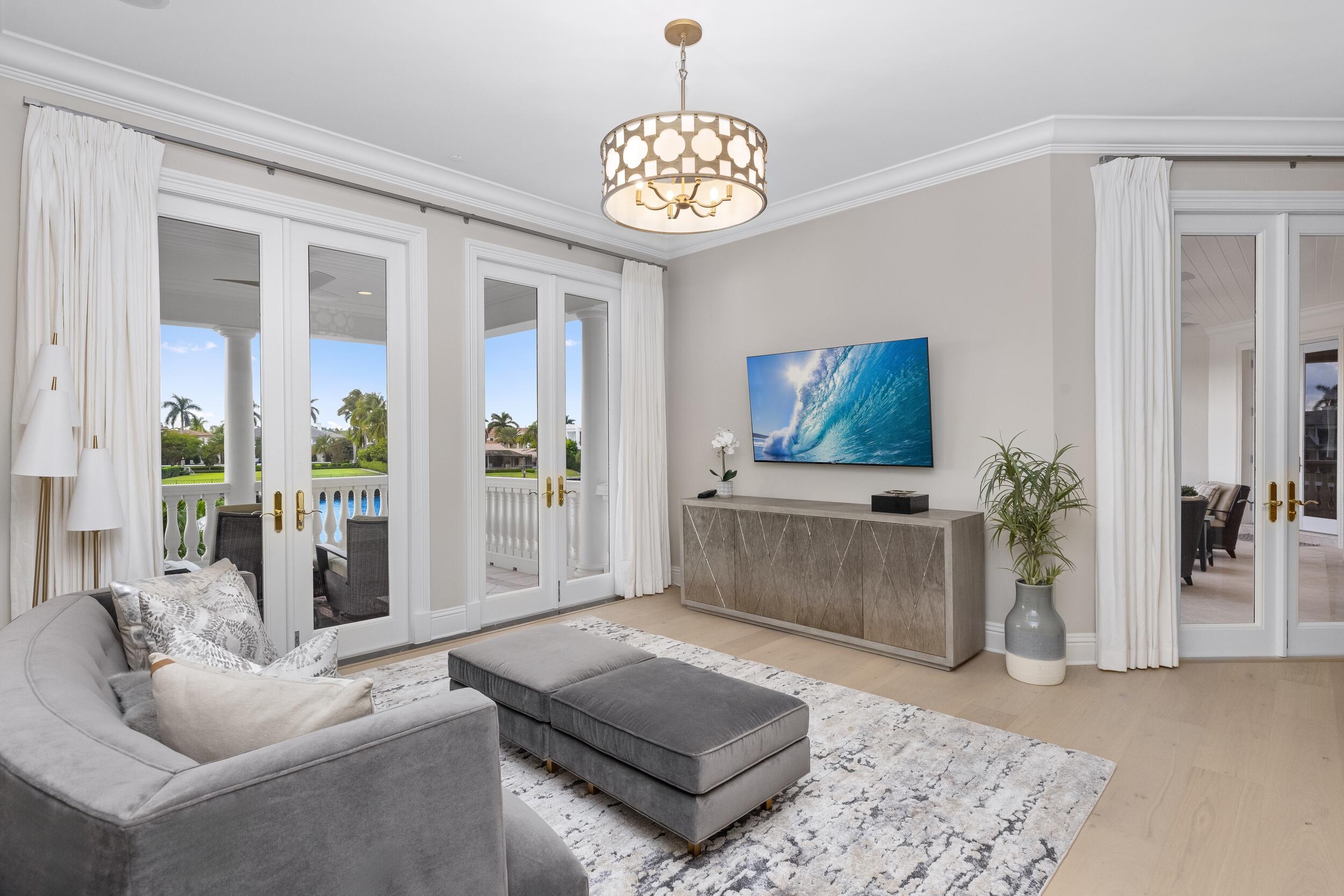 2989 Spanish River Road