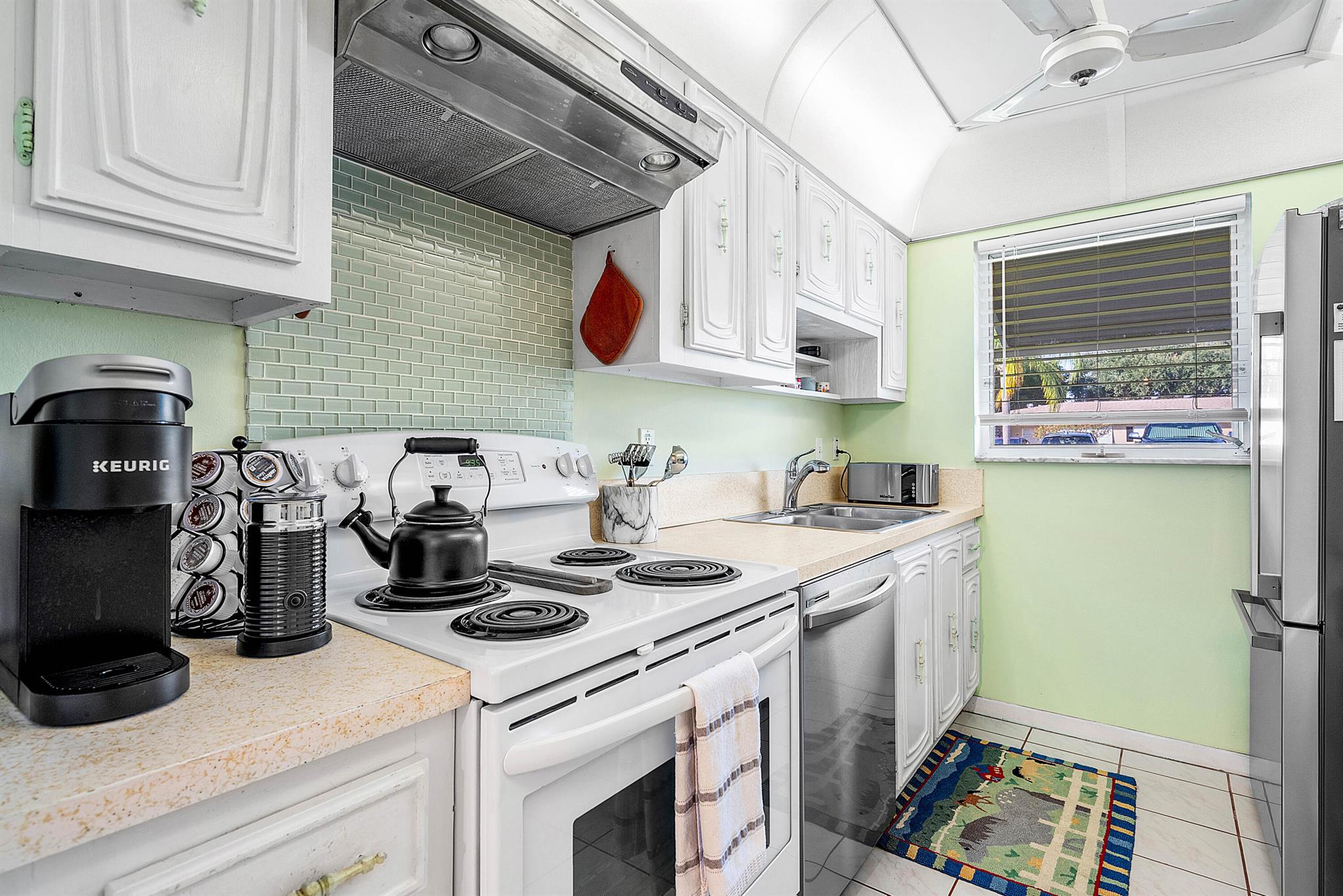 1010 Circle Terrace E C