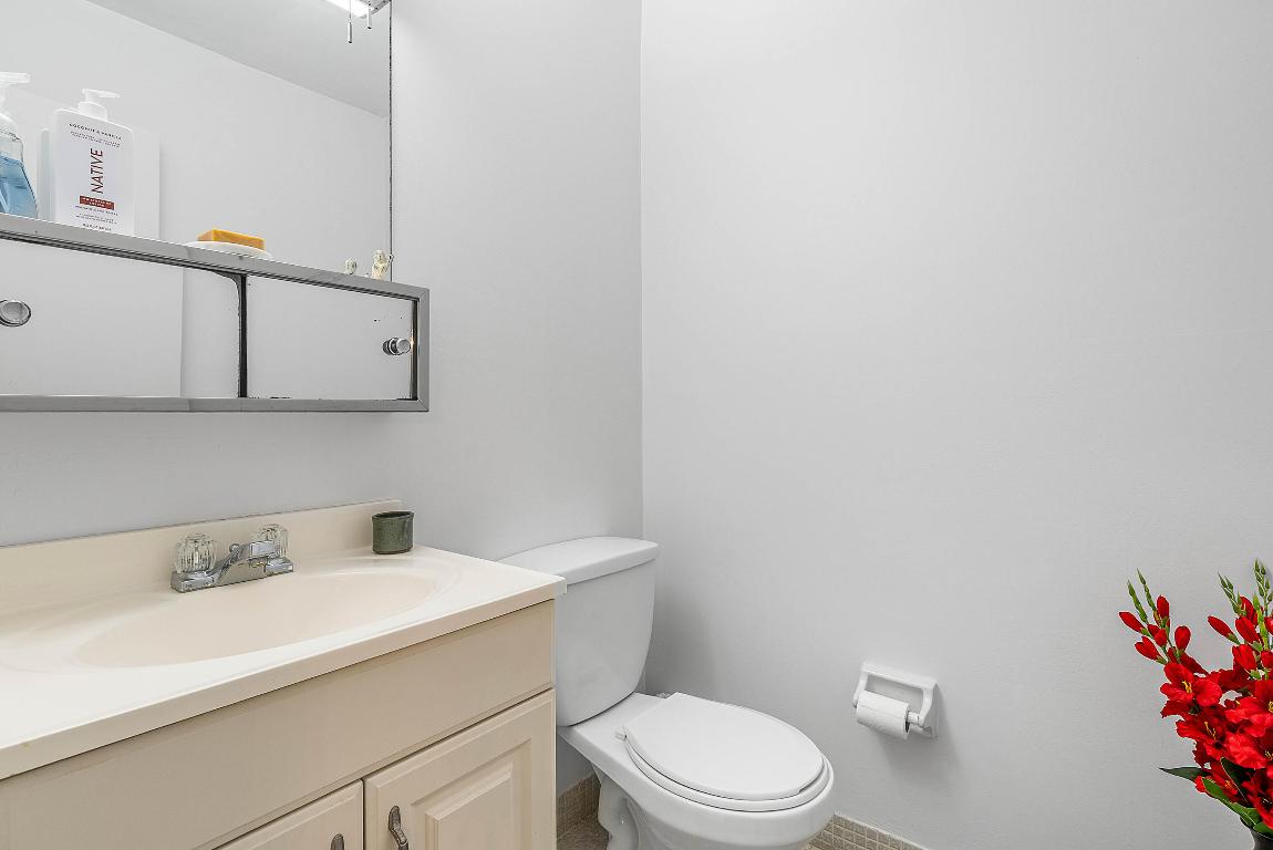 1010 Circle Terrace E C