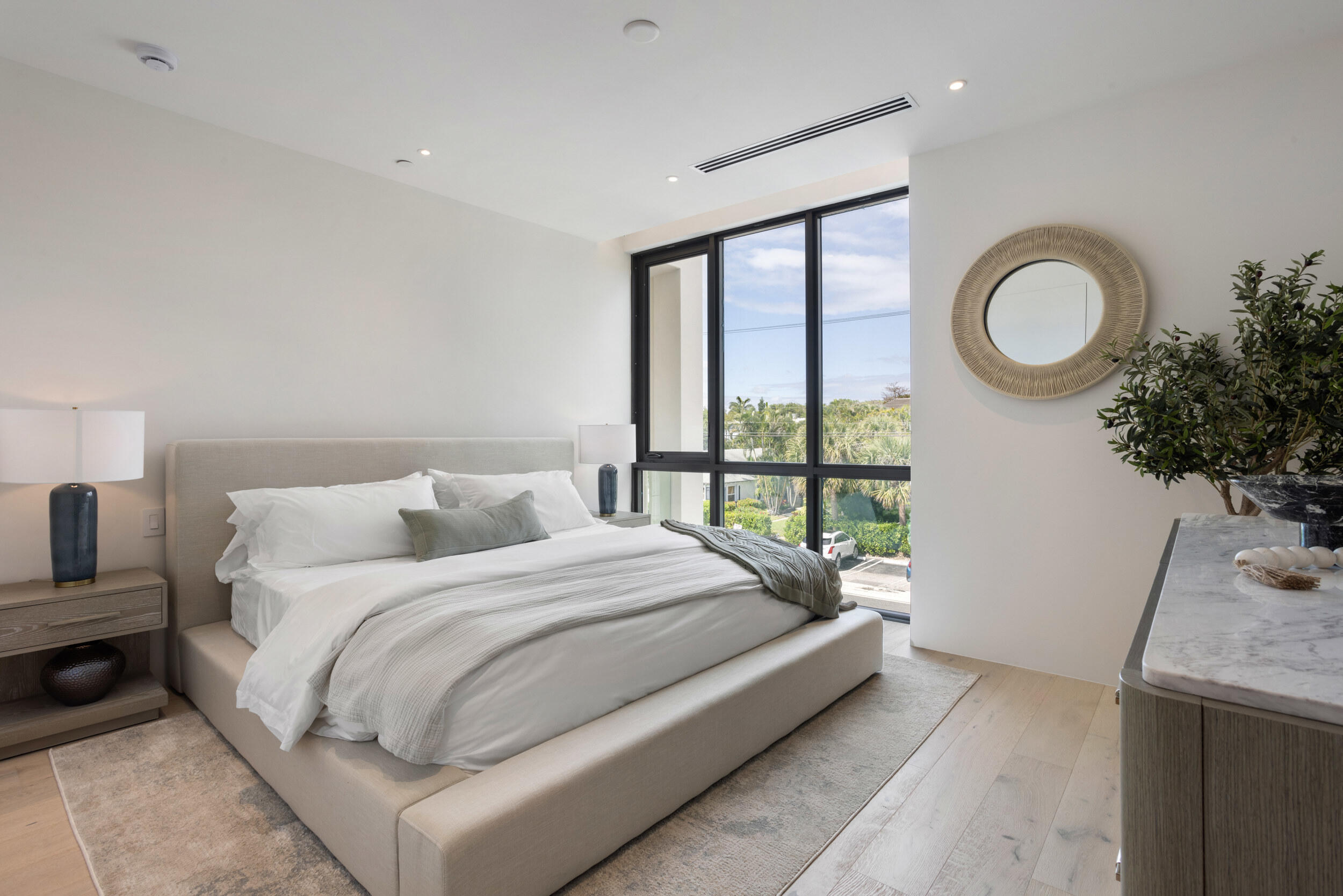 1246 George Bush Boulevard