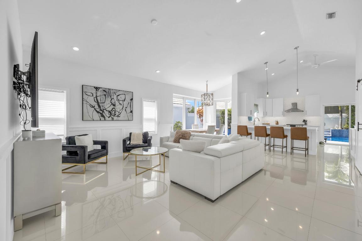 39 Dorchester Circle