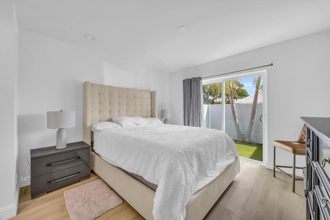 39 Dorchester Circle