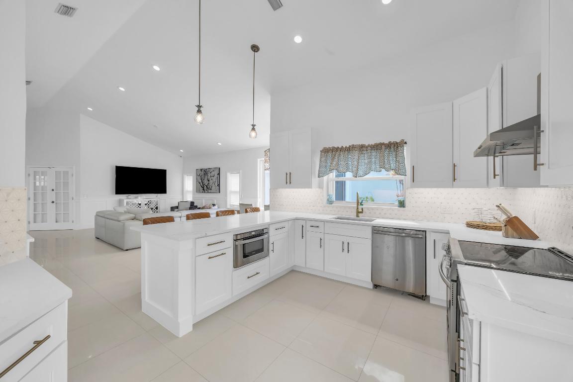 39 Dorchester Circle