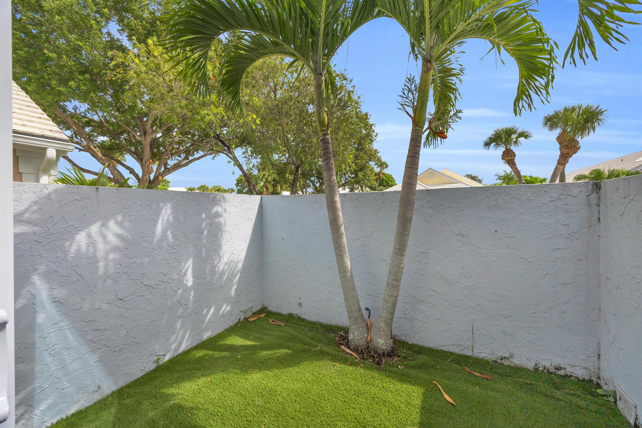 39 Dorchester Circle