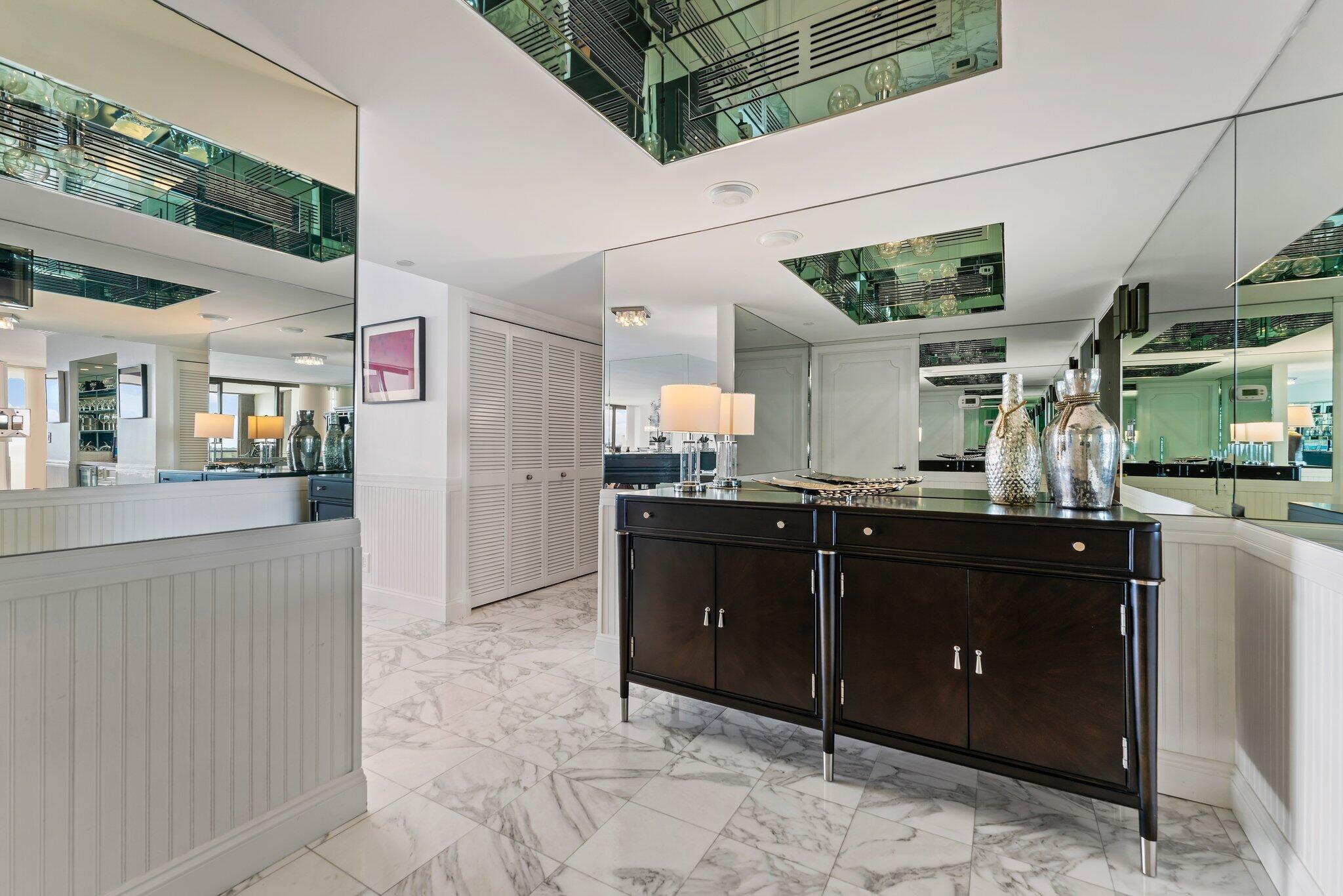 100 Lakeshore Drive 457