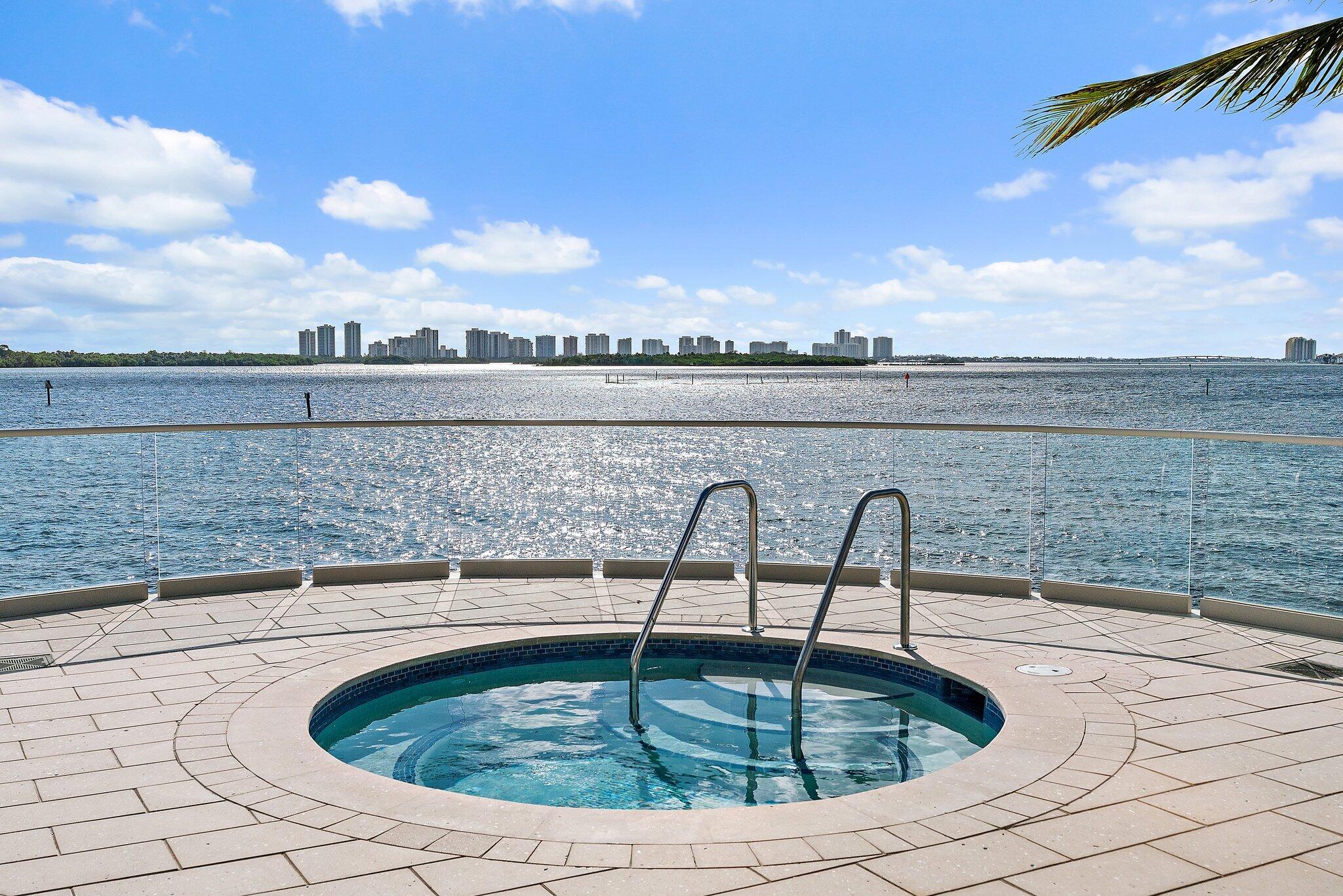 100 Lakeshore Drive 457
