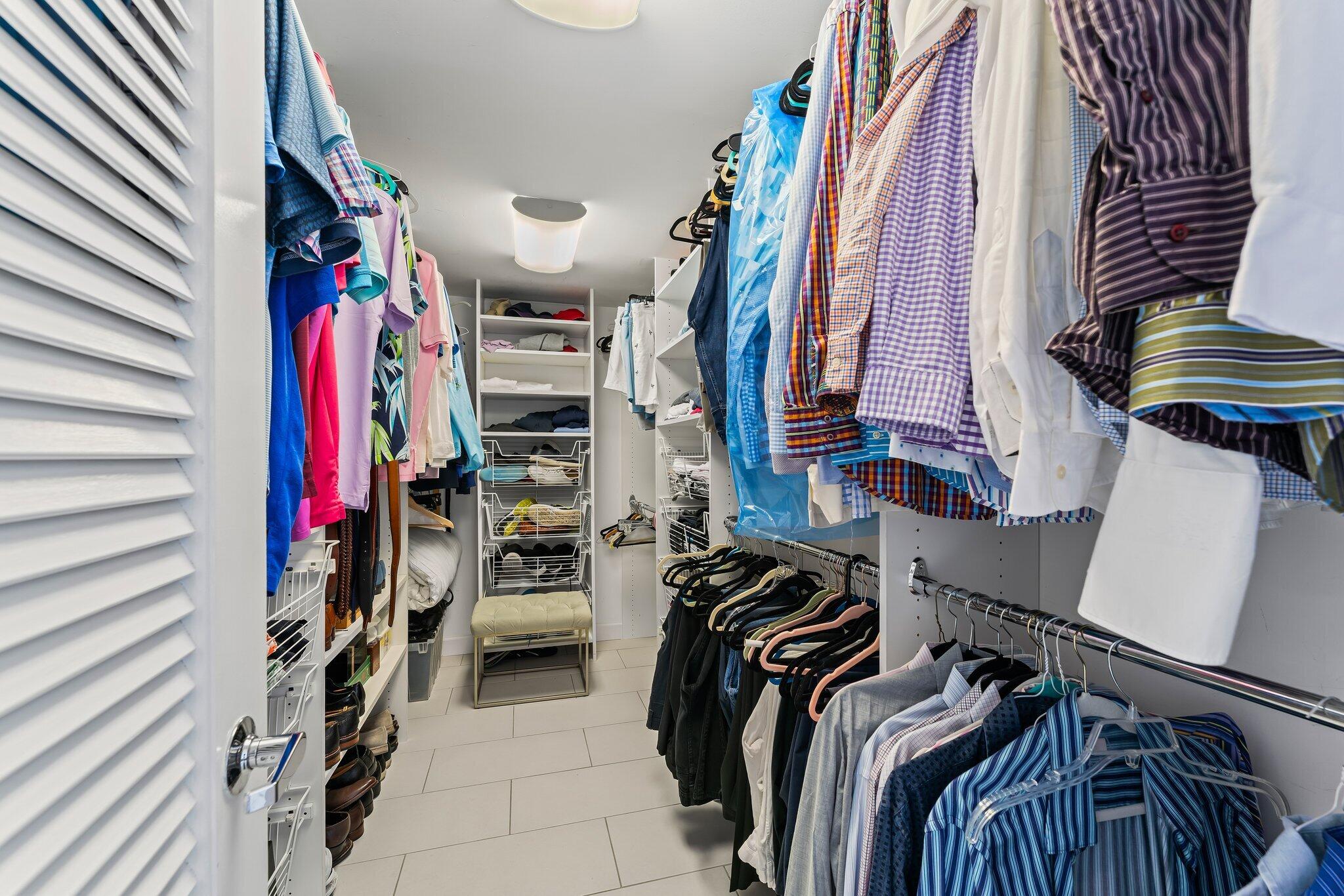 100 Lakeshore Drive 457