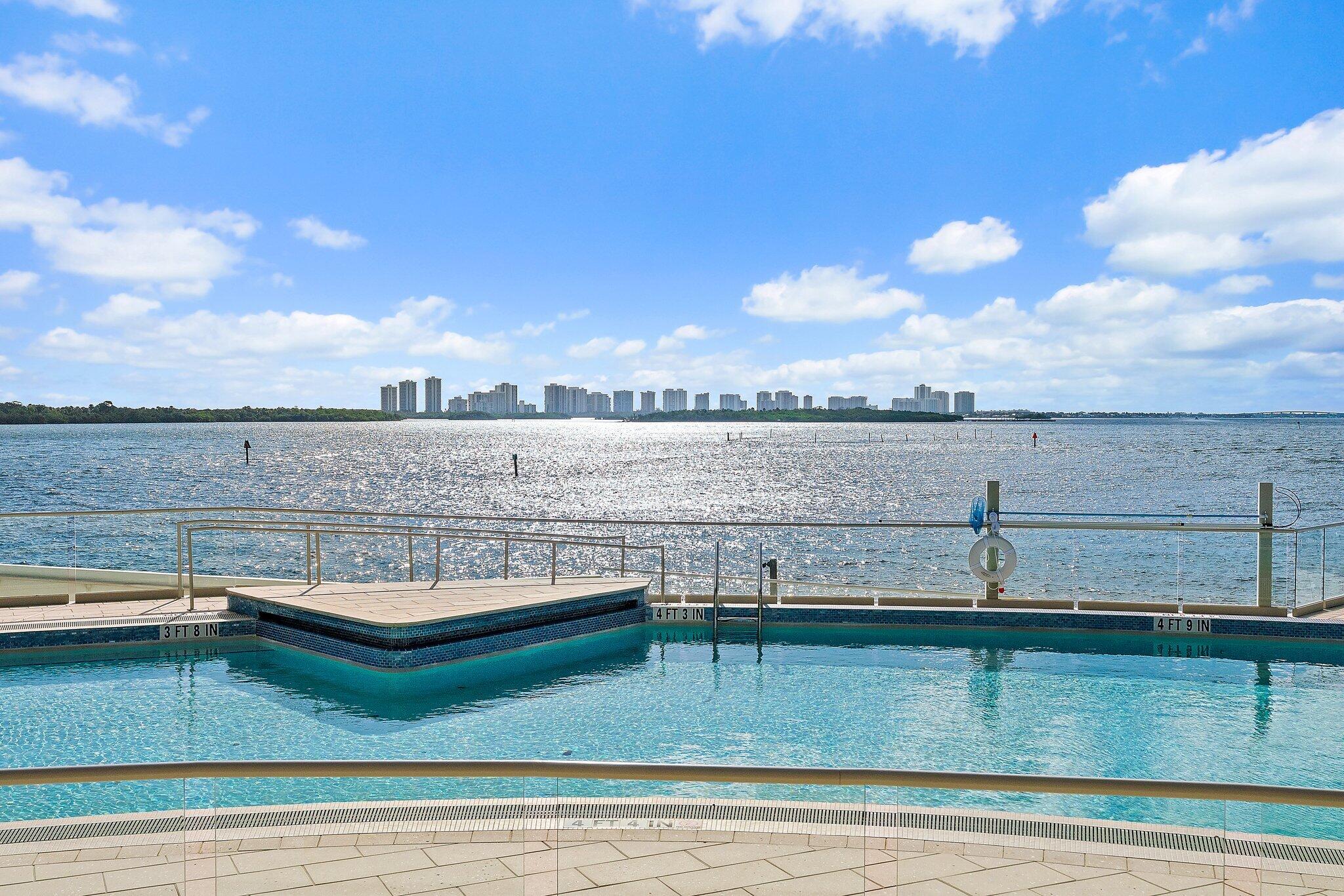 100 Lakeshore Drive 457