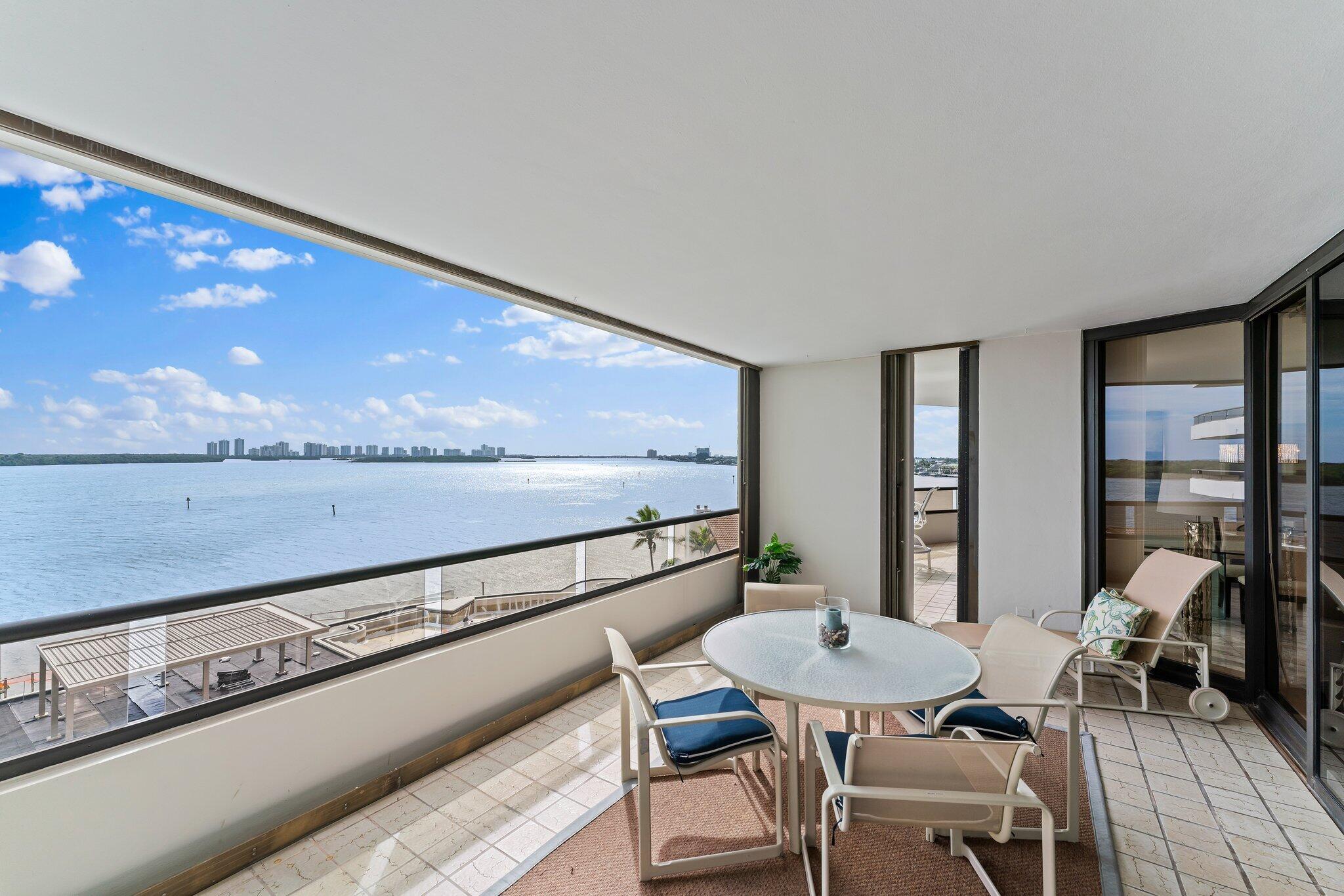 100 Lakeshore Drive 457