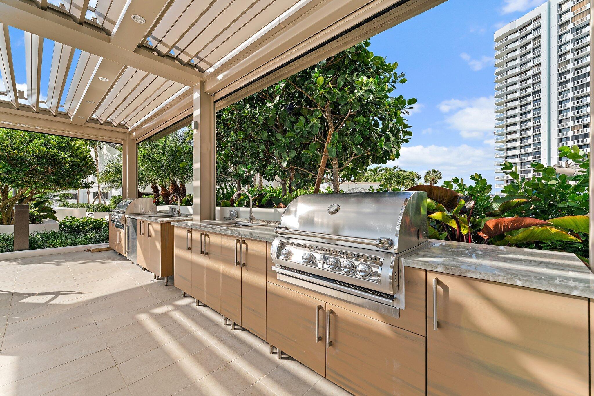 100 Lakeshore Drive 457