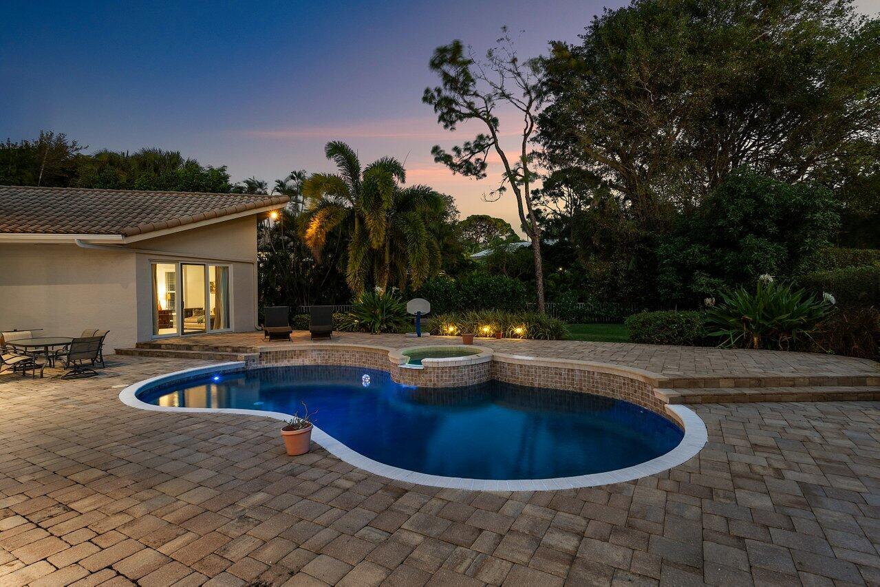 2450 NW 41st Street