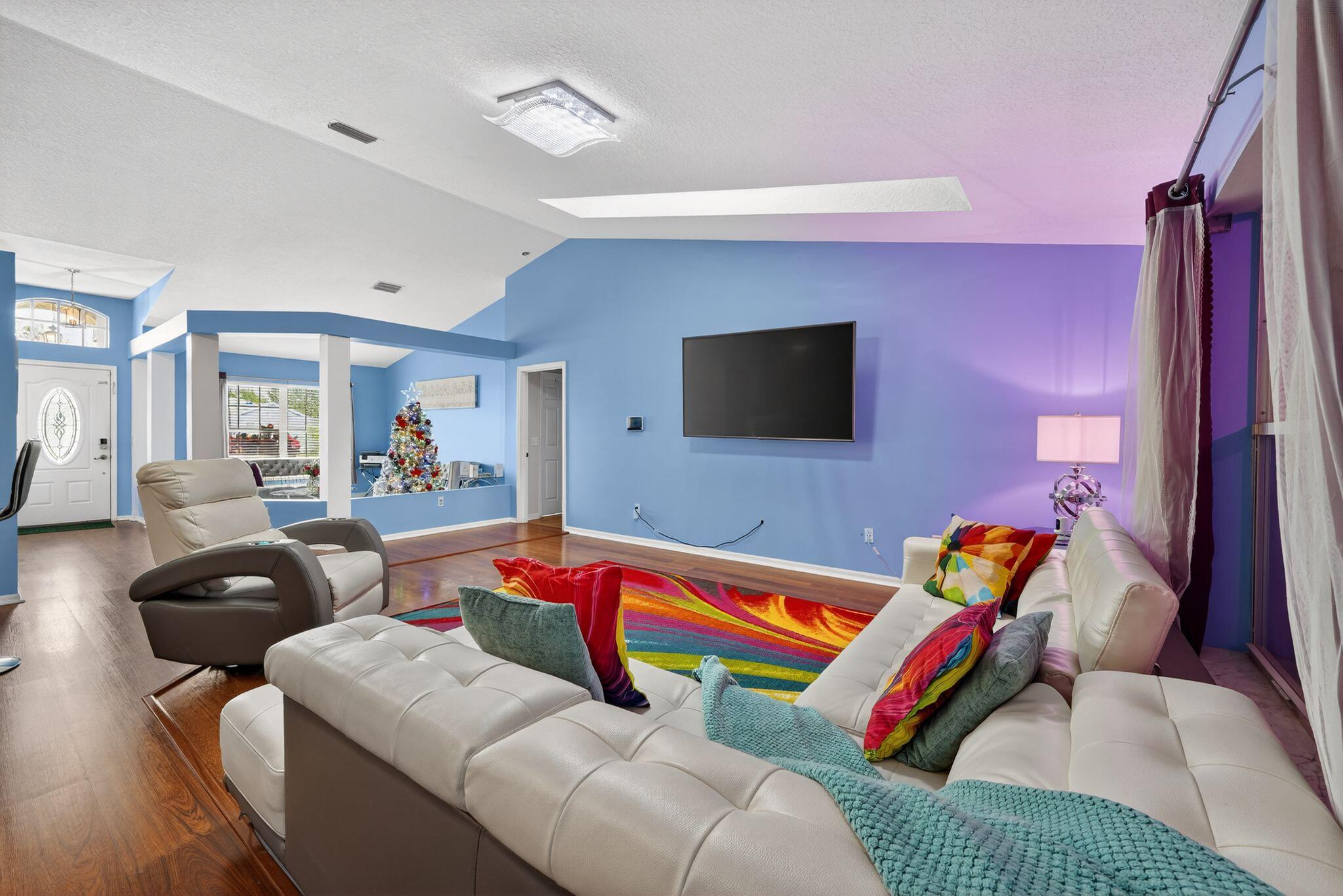 1530 SW Escobar Lane