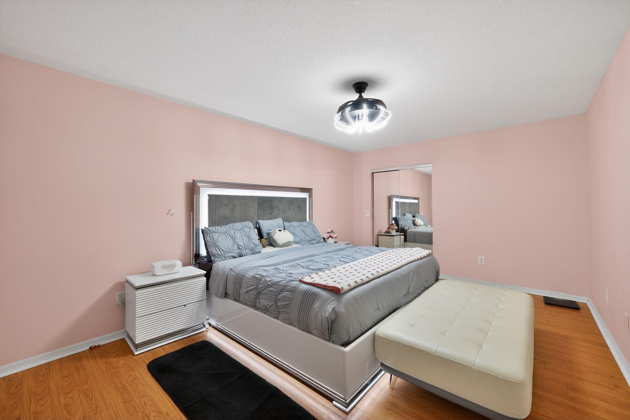 1530 SW Escobar Lane