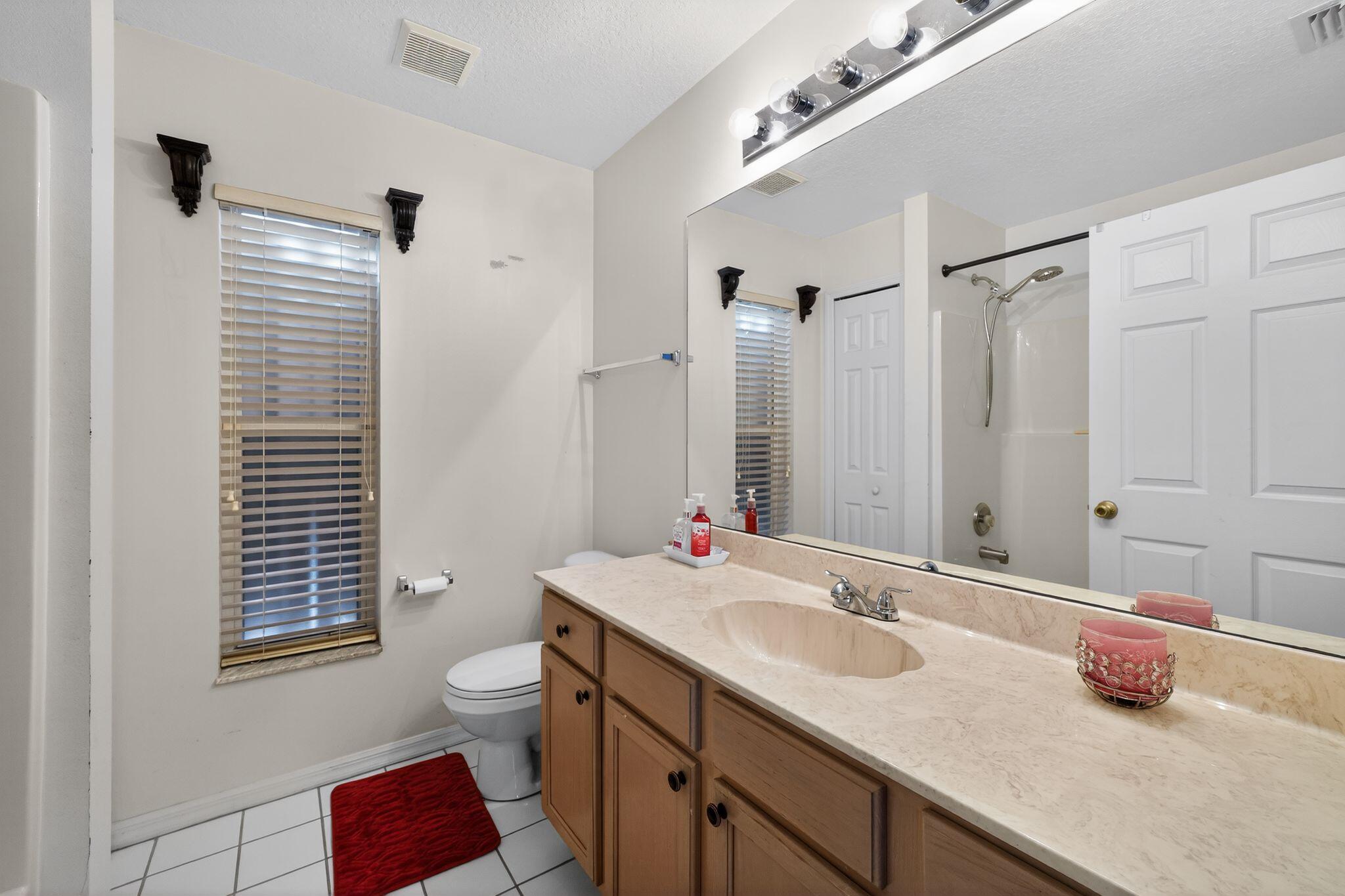 1530 SW Escobar Lane