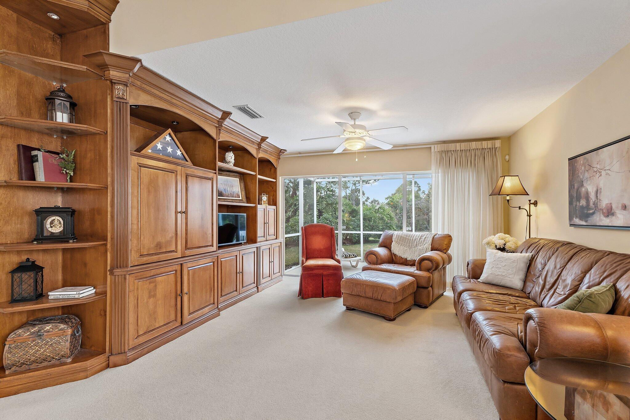 9054 SE Hawks Nest Court