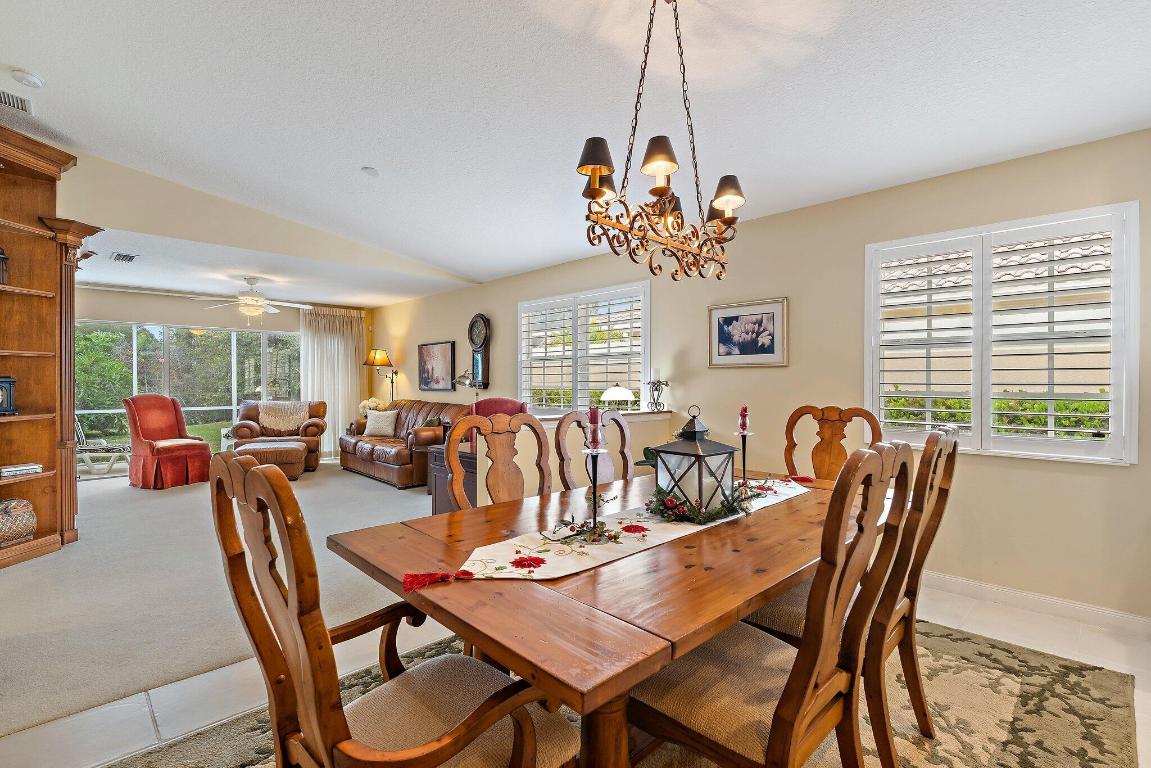 9054 SE Hawks Nest Court