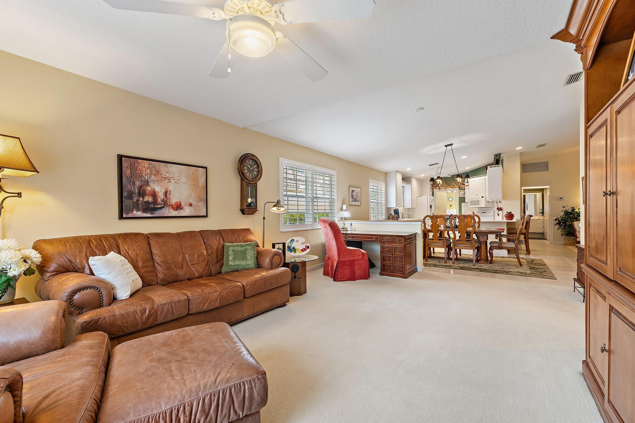 9054 SE Hawks Nest Court