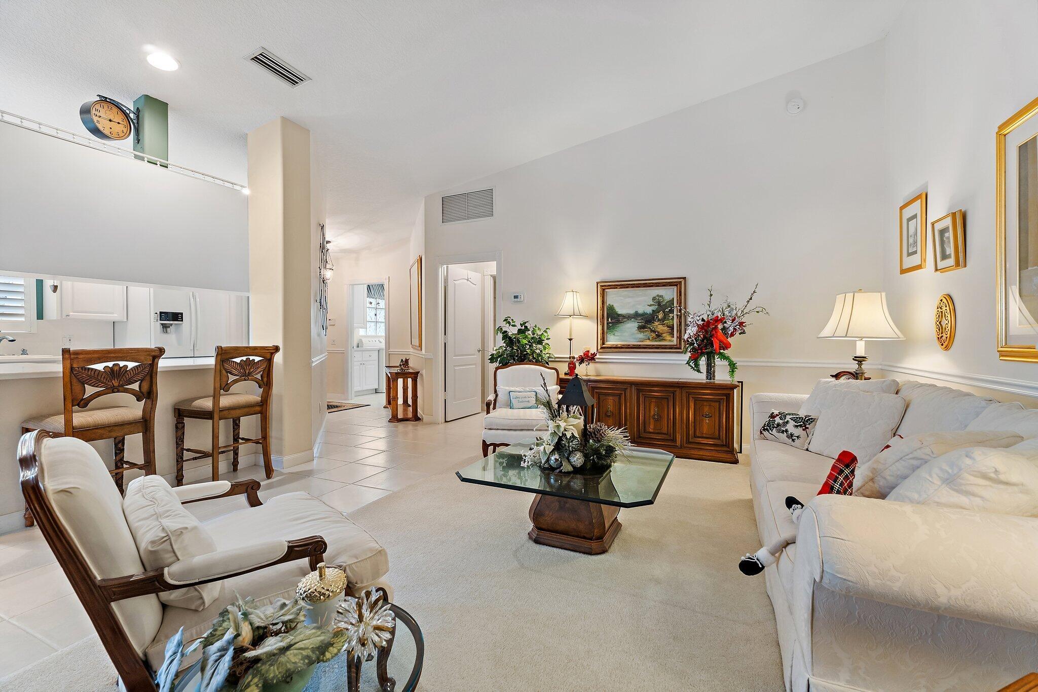 9054 SE Hawks Nest Court