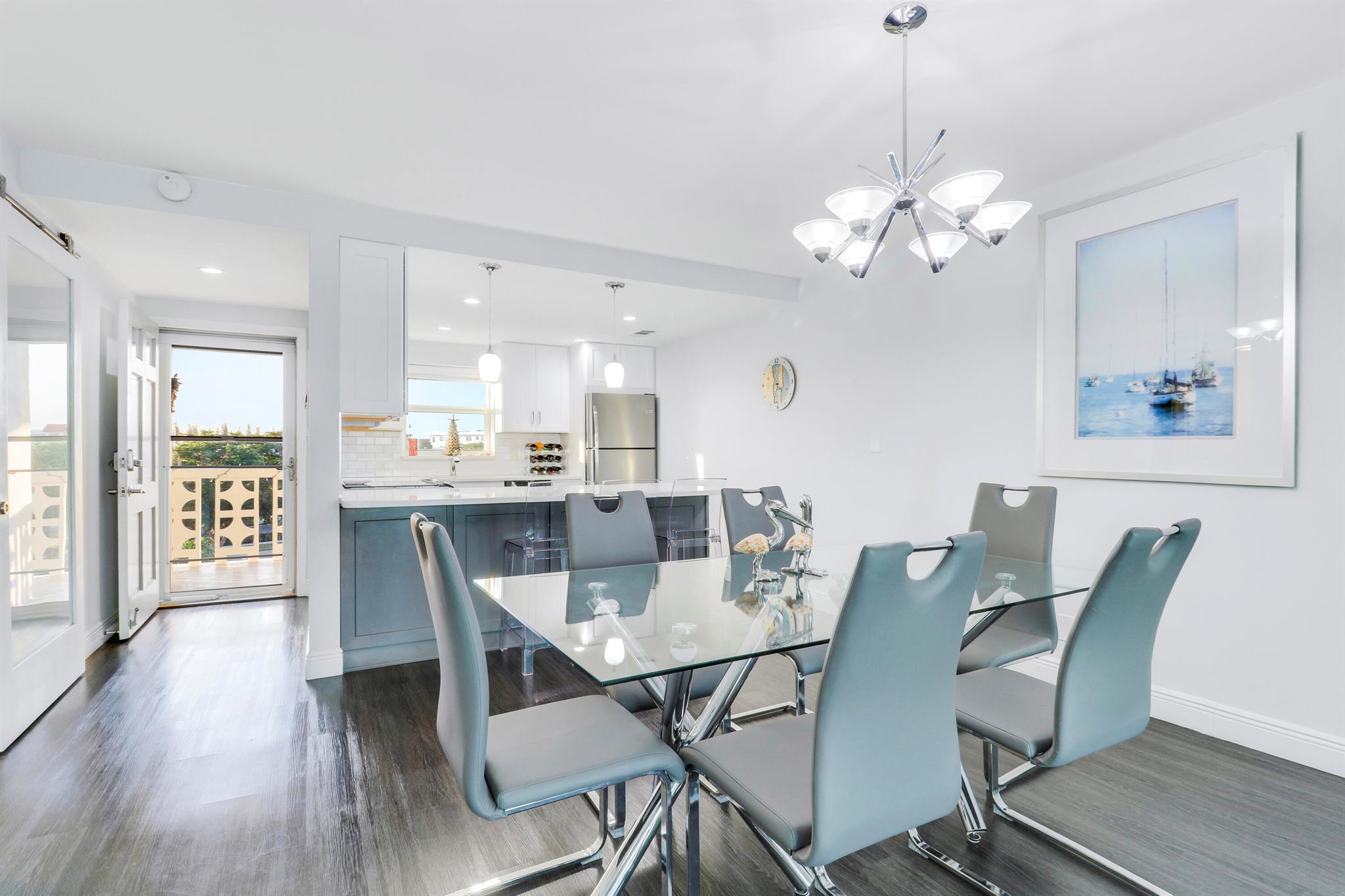 52 Yacht Club Drive 402