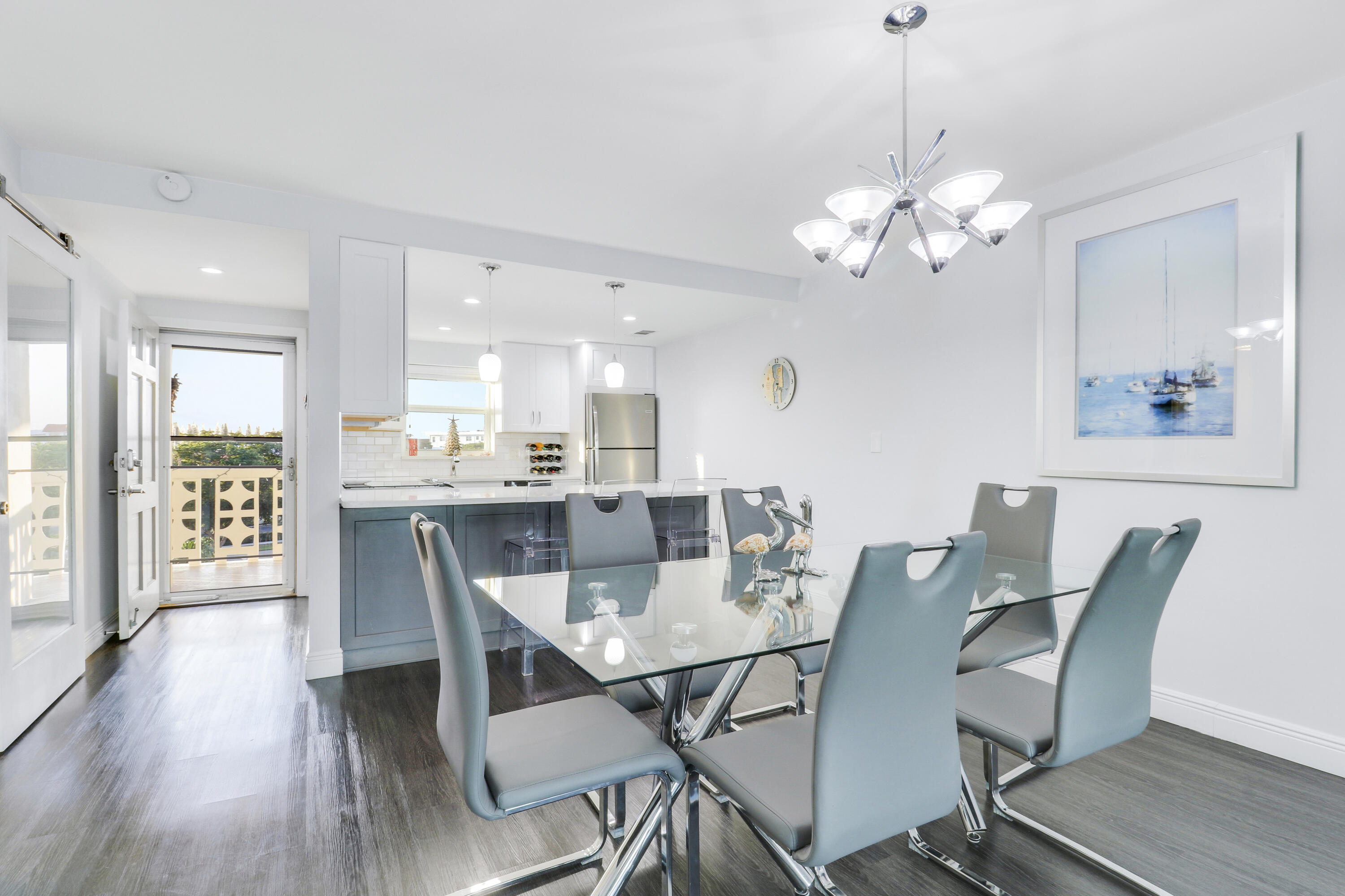 52 Yacht Club Drive 402