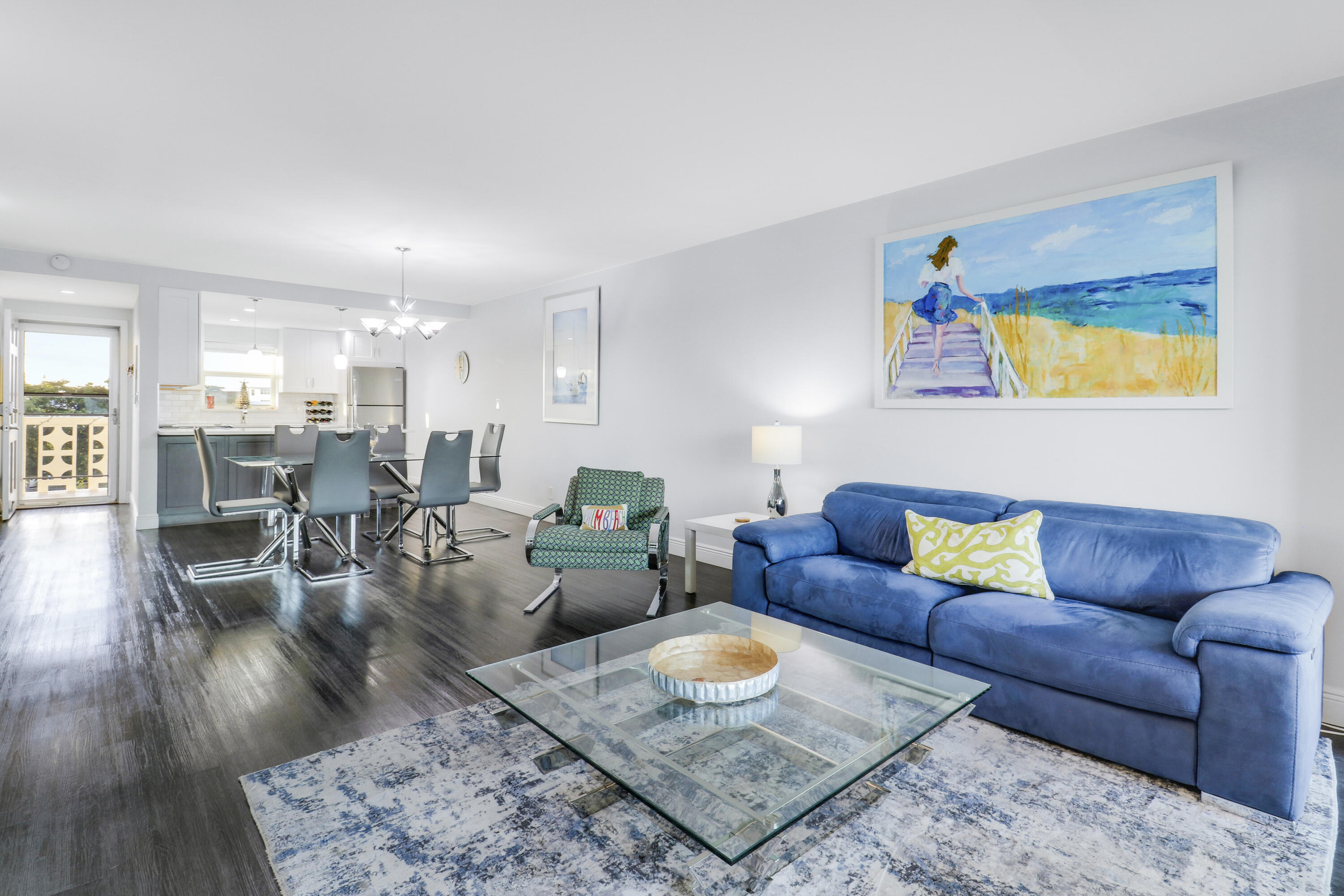 52 Yacht Club Drive 402