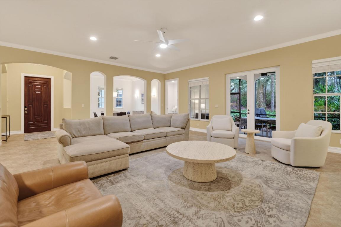 353 Chambord Terrace