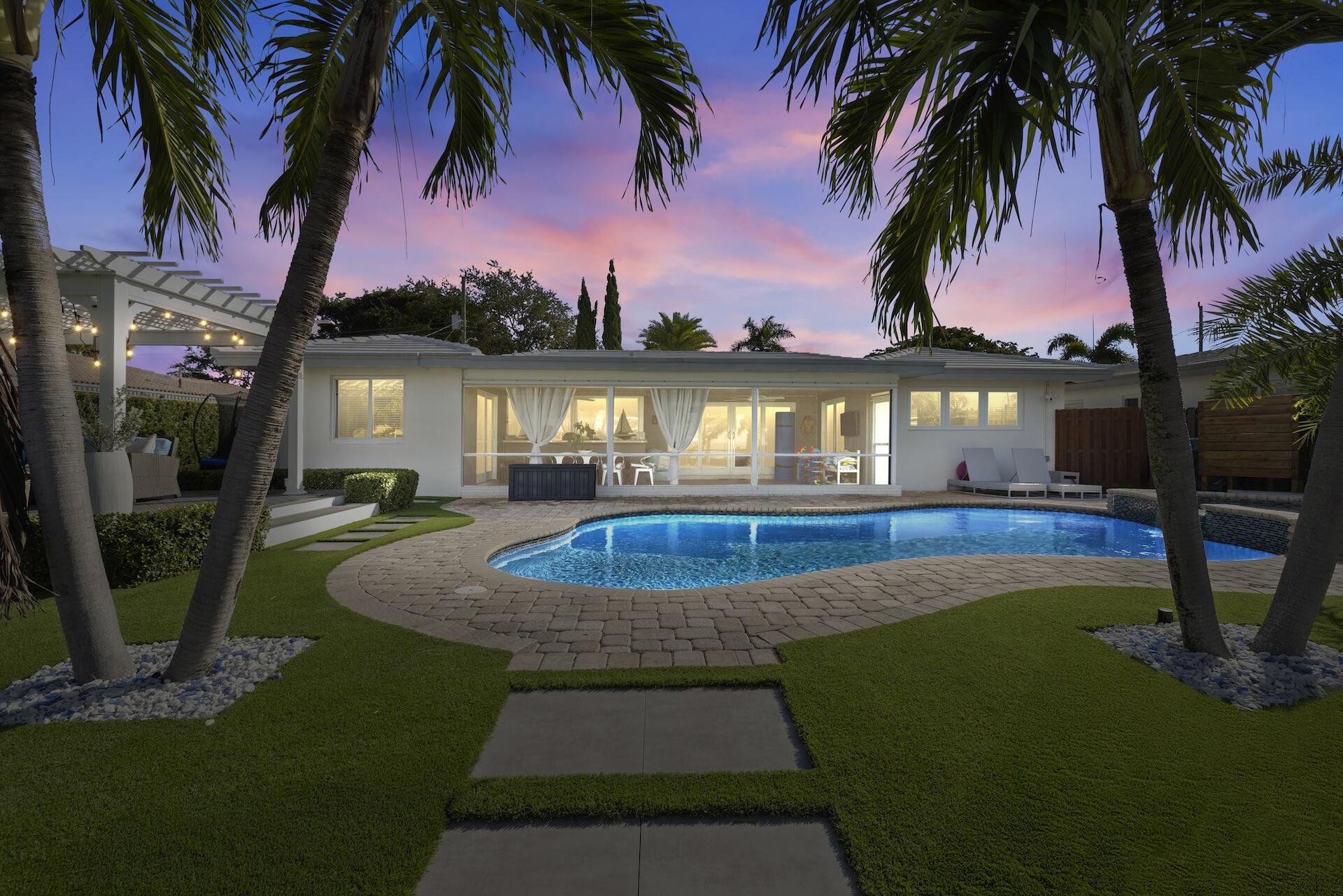 6251 NE 19th Terrace