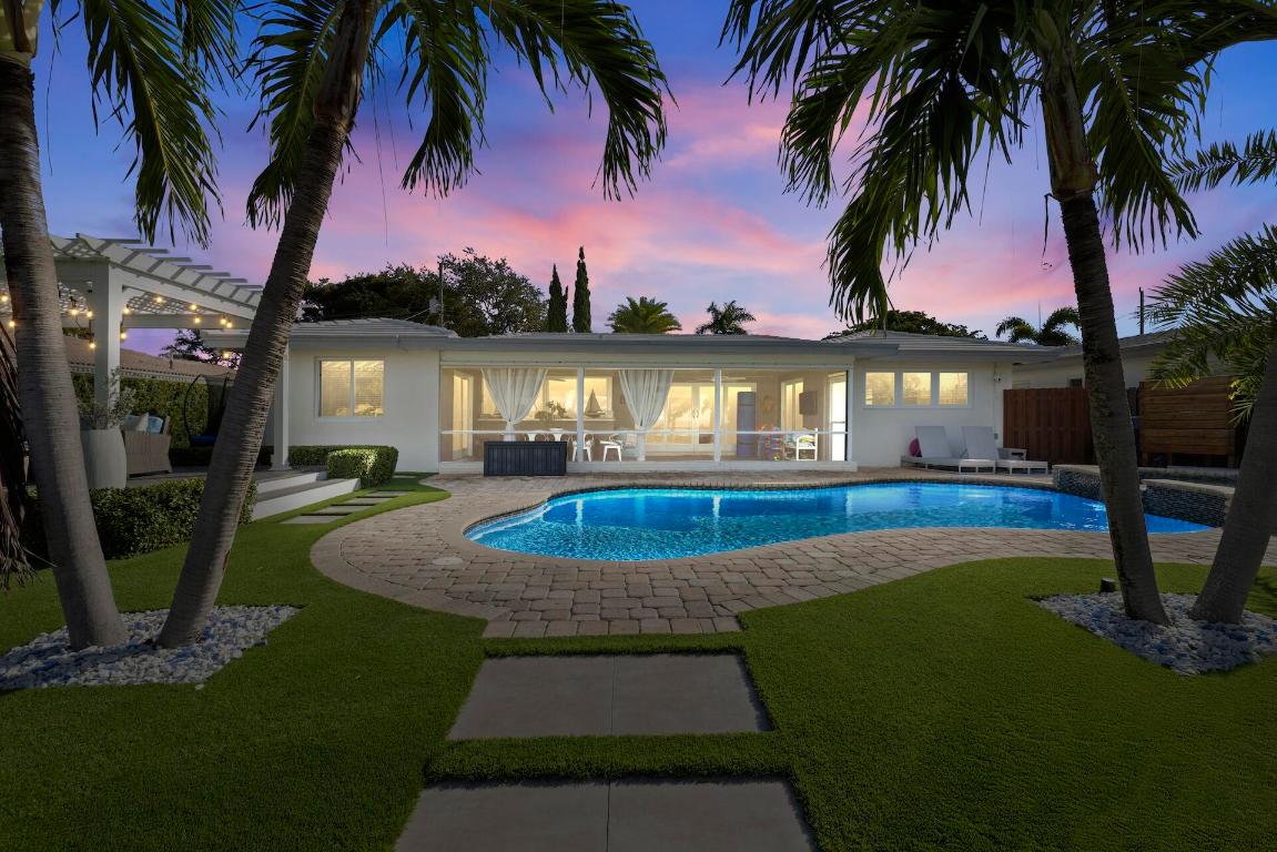 6251 NE 19th Terrace