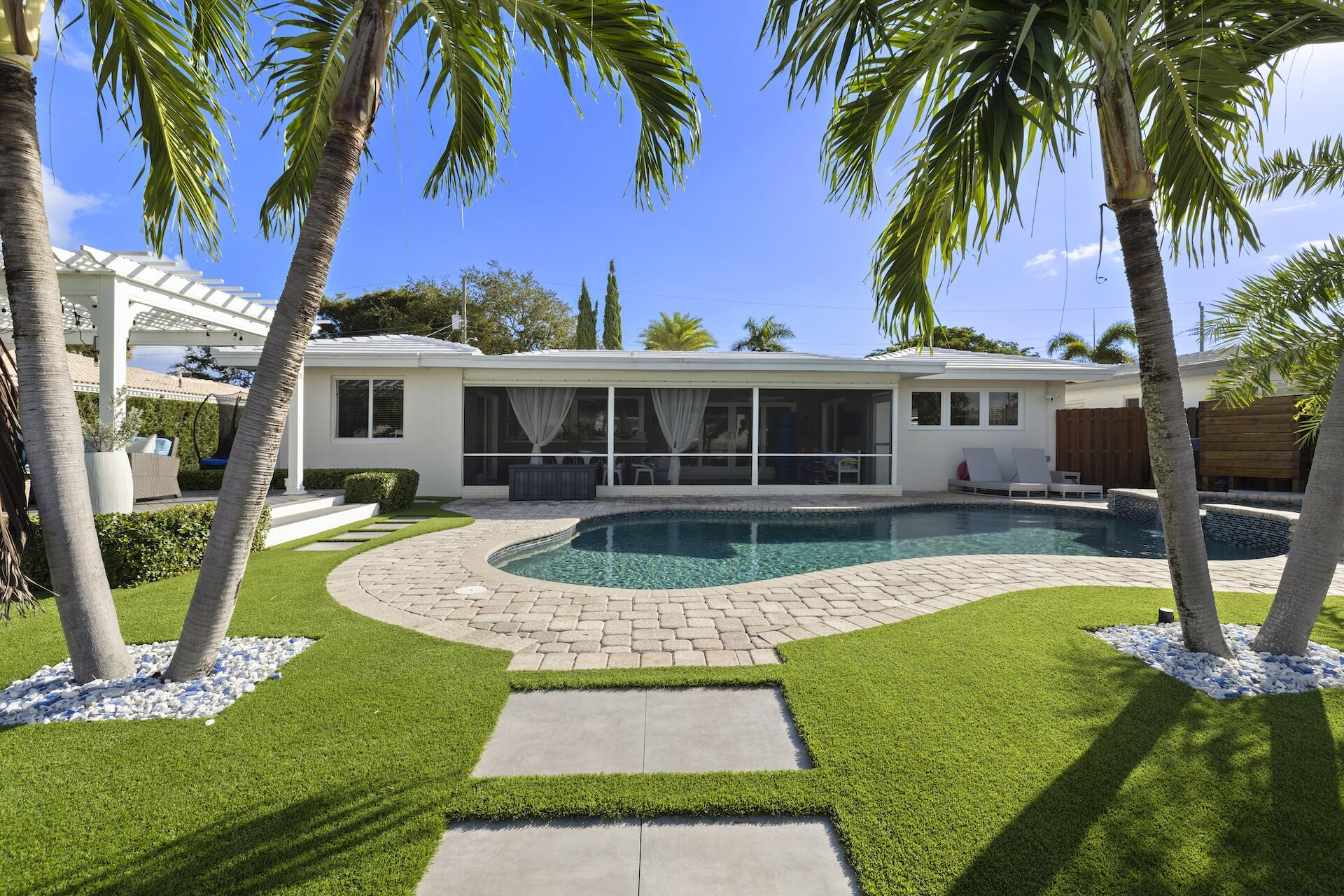 6251 NE 19th Terrace