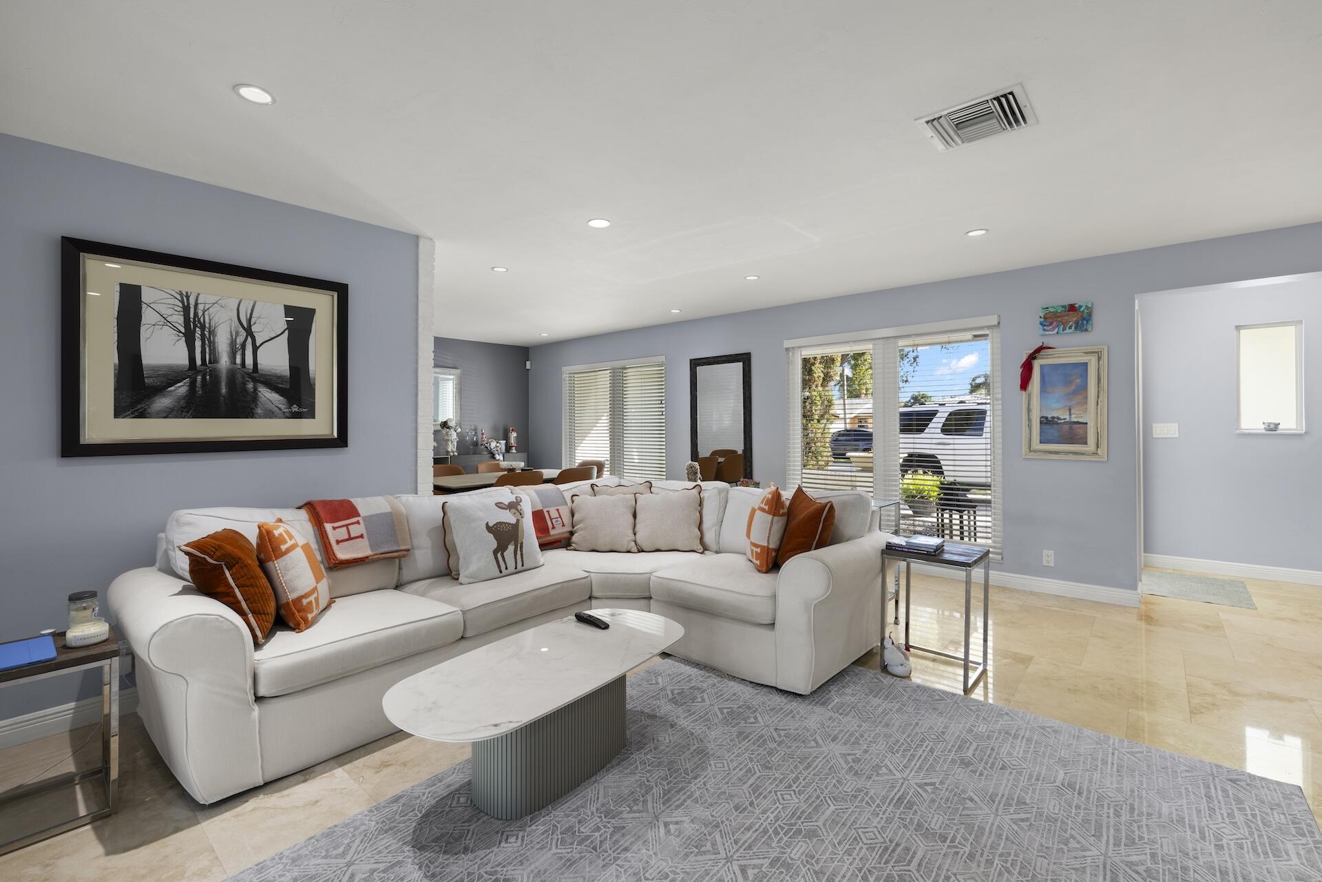 6251 NE 19th Terrace