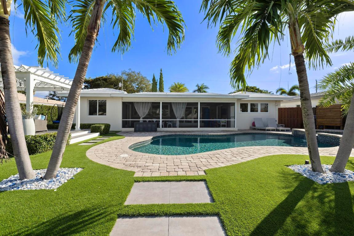 6251 NE 19th Terrace