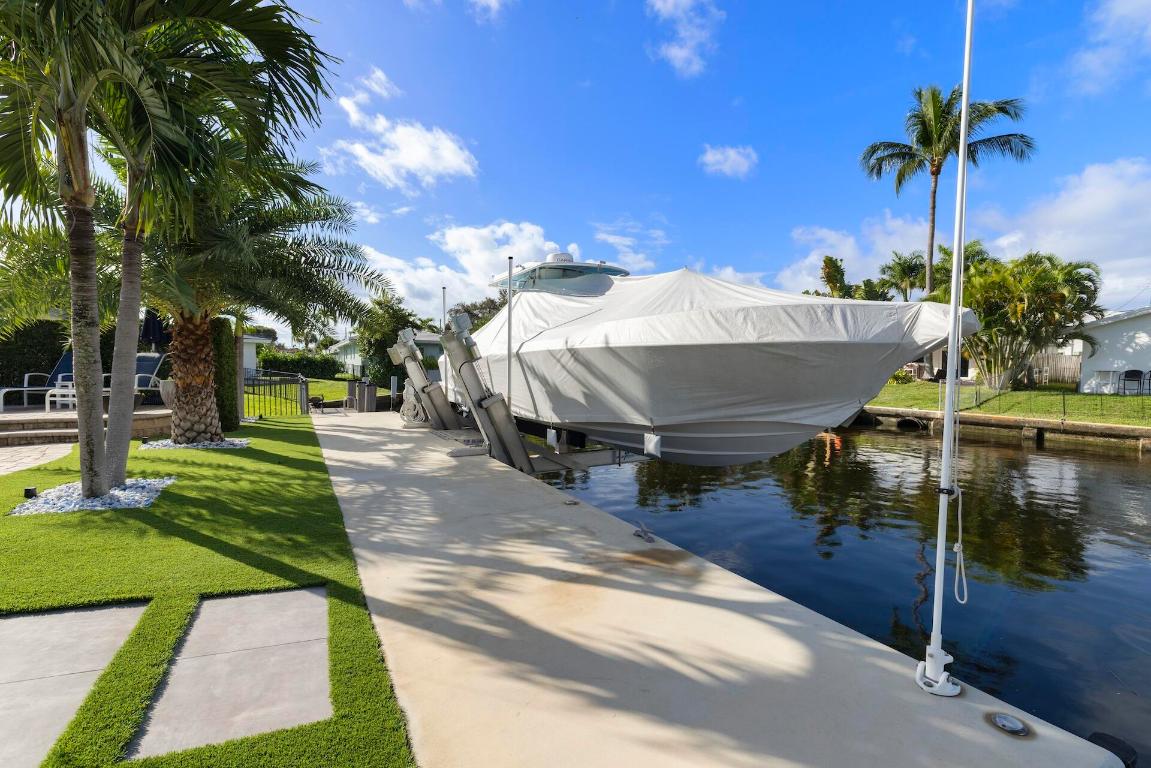 6251 NE 19th Terrace