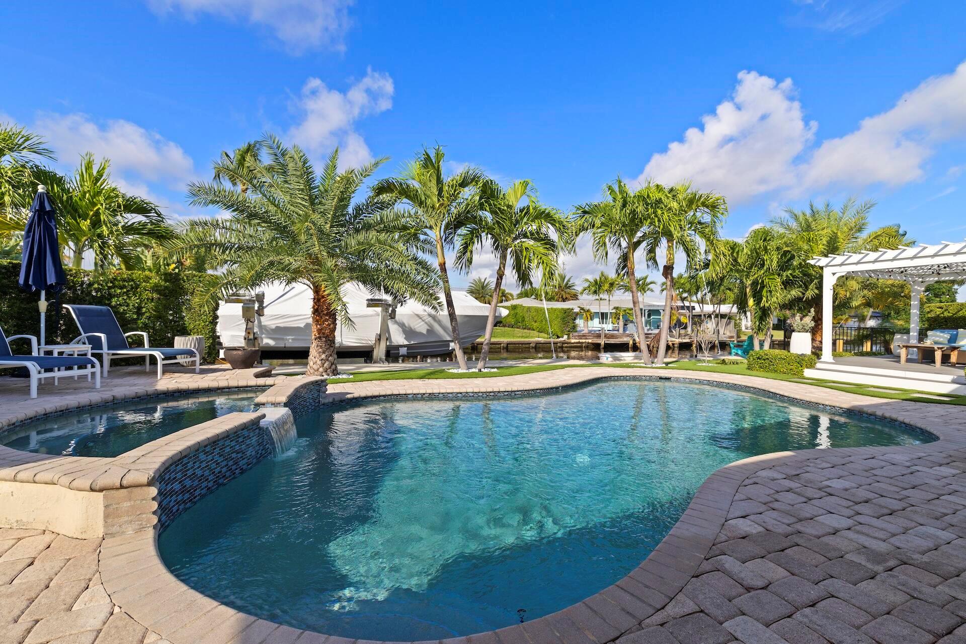 6251 NE 19th Terrace