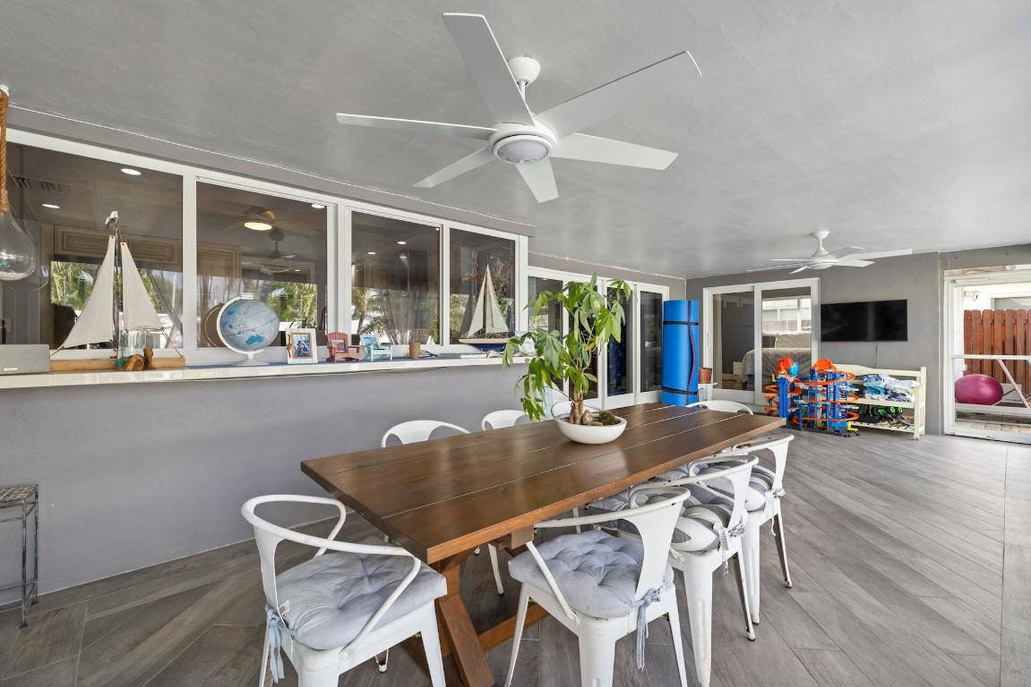 6251 NE 19th Terrace