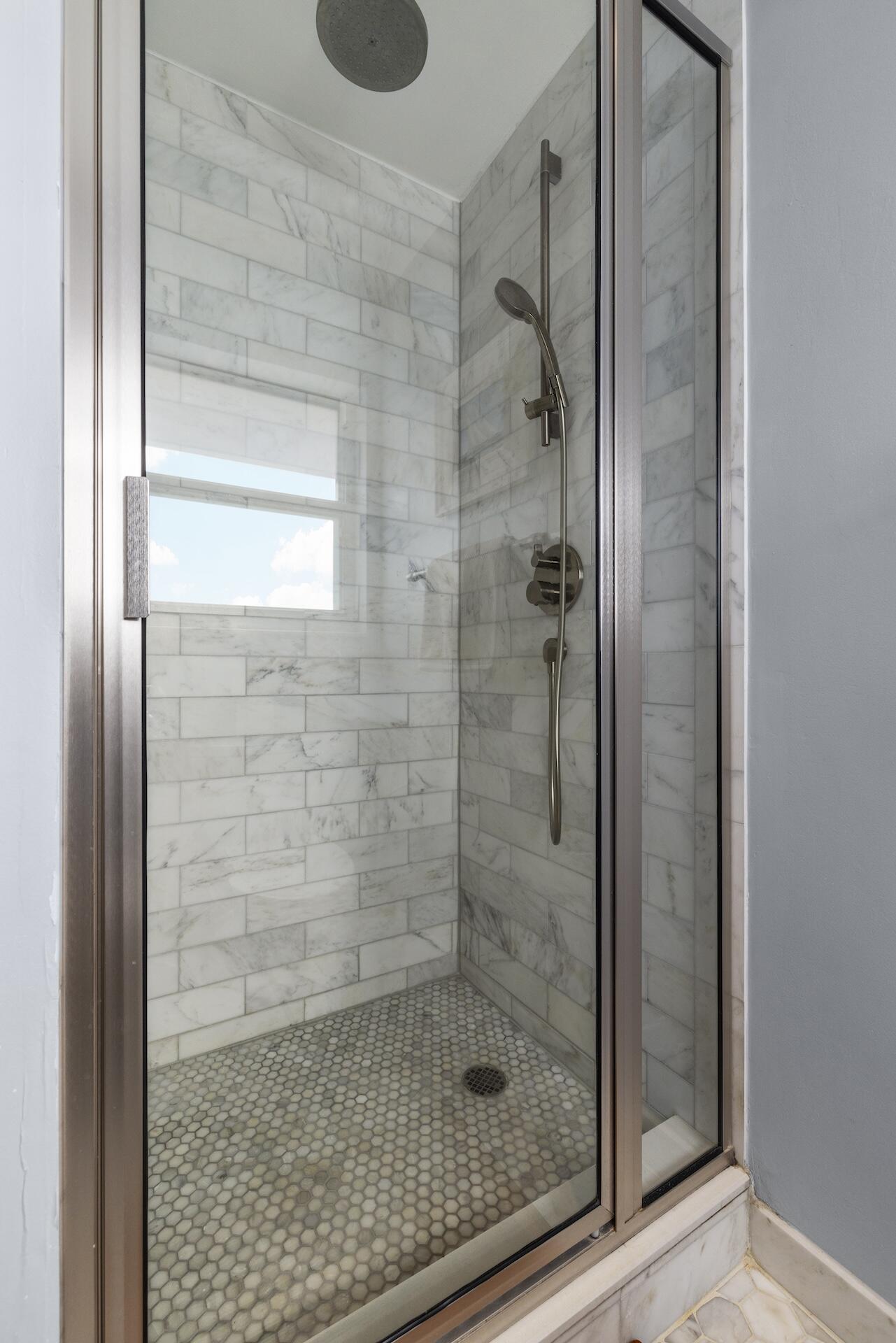 6251 NE 19th Terrace