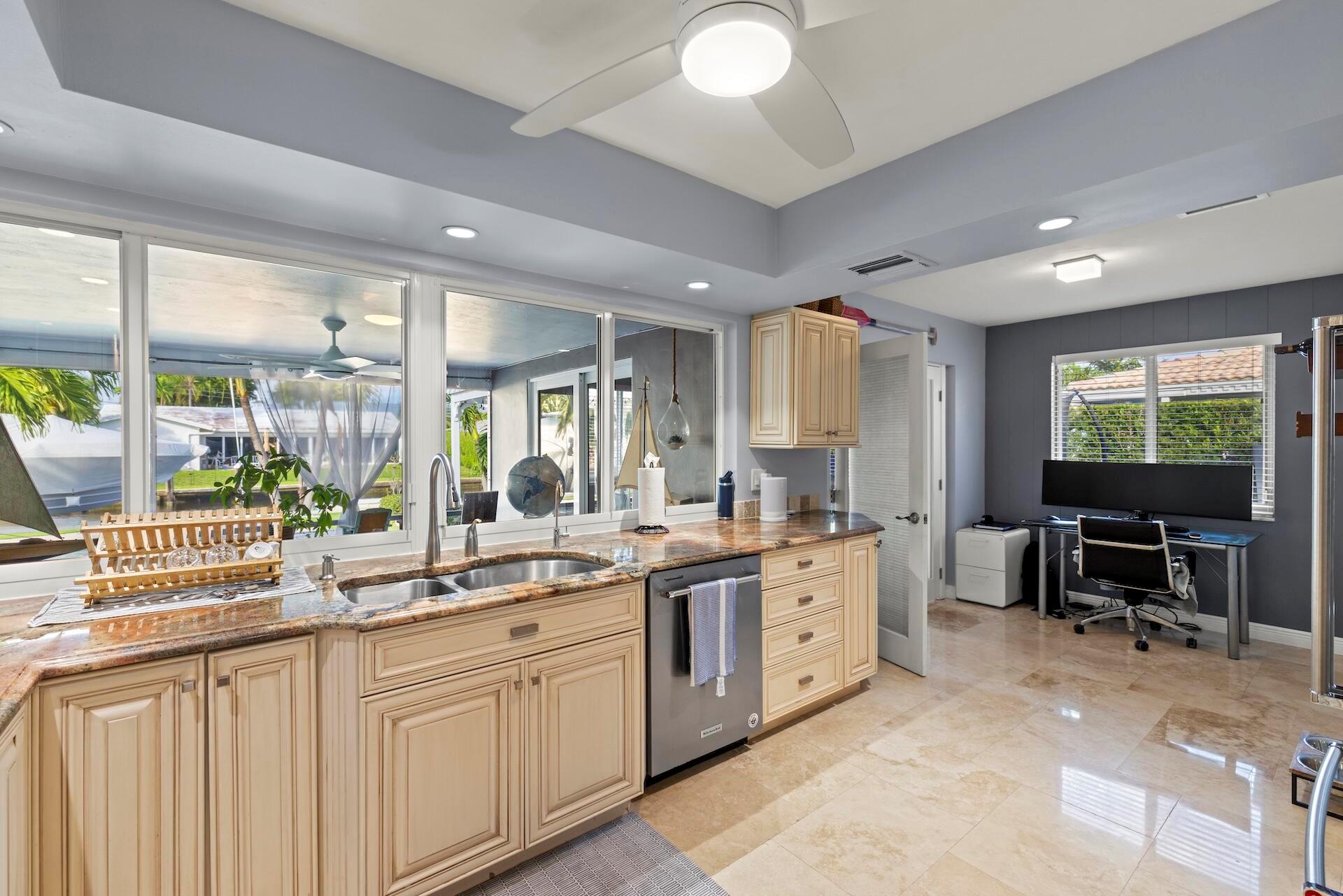 6251 NE 19th Terrace