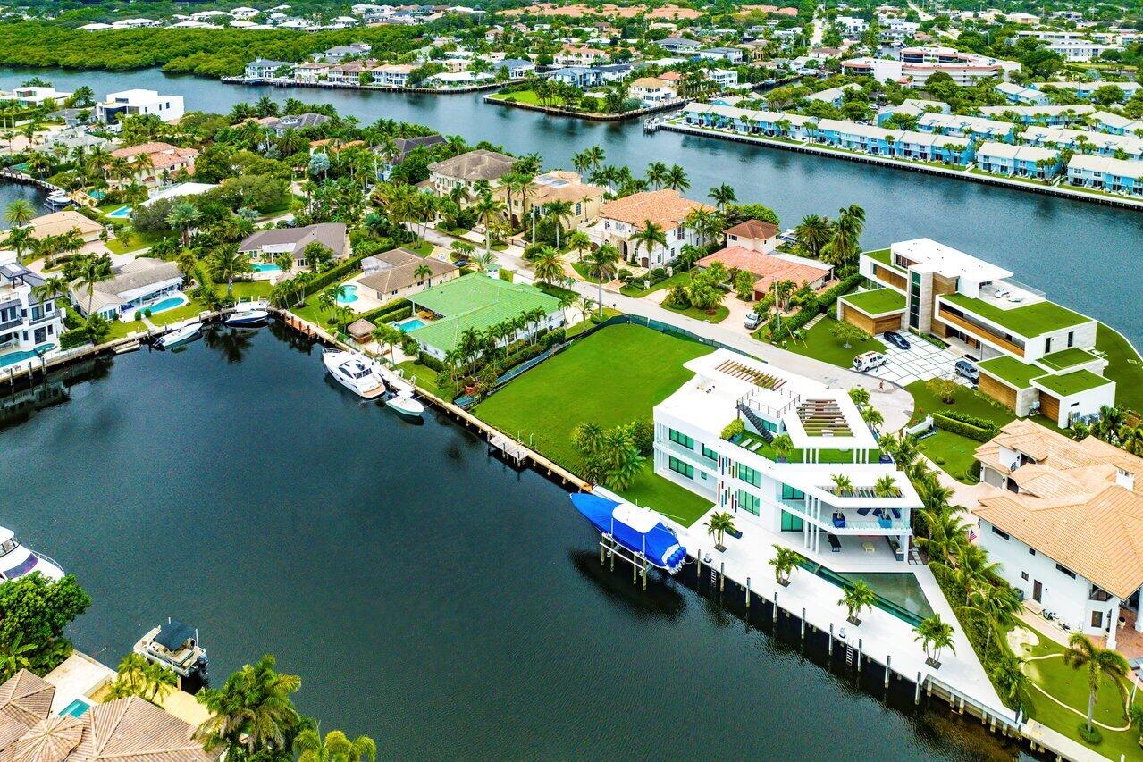 4211 Intracoastal Drive