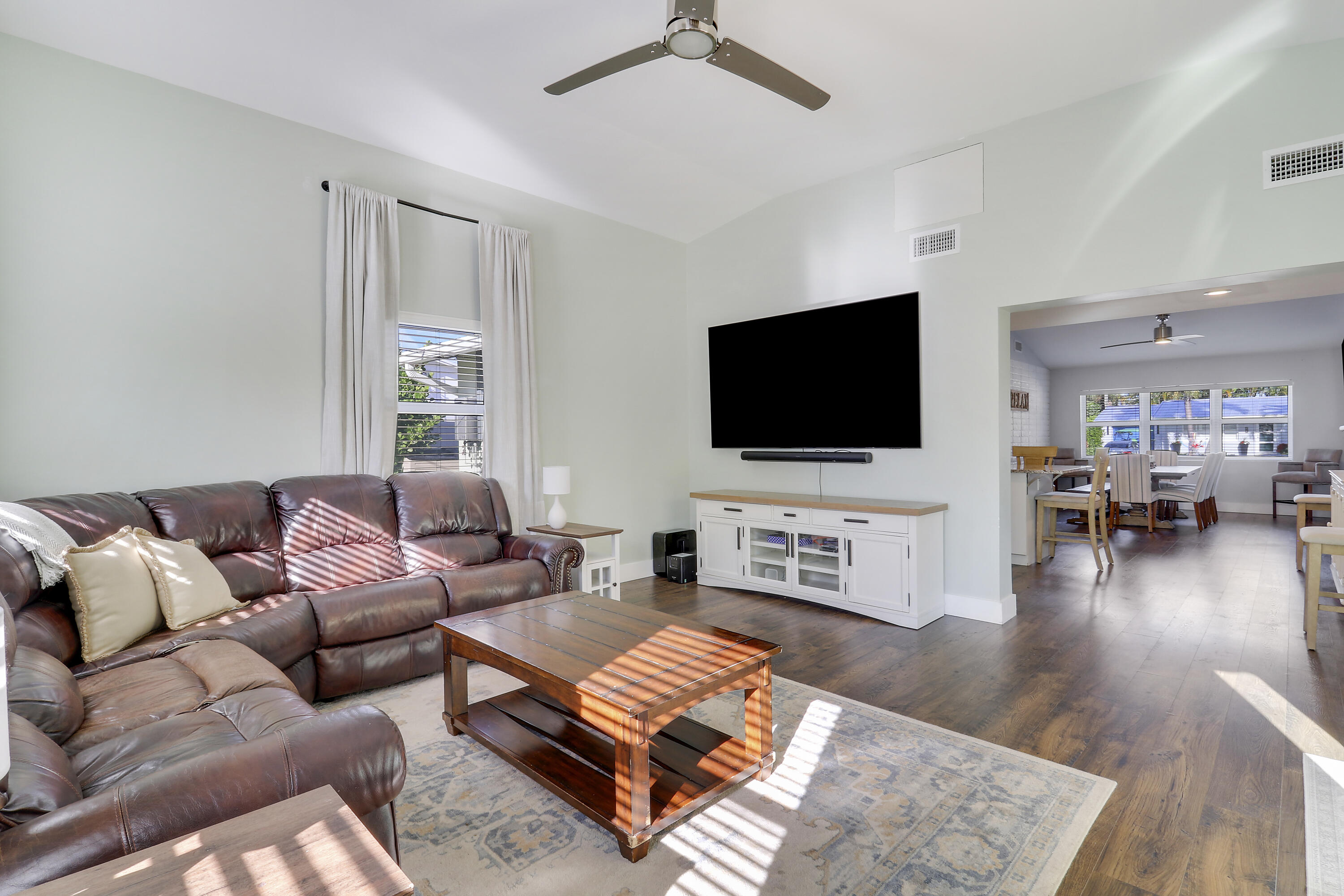 424 Ebbtide Drive