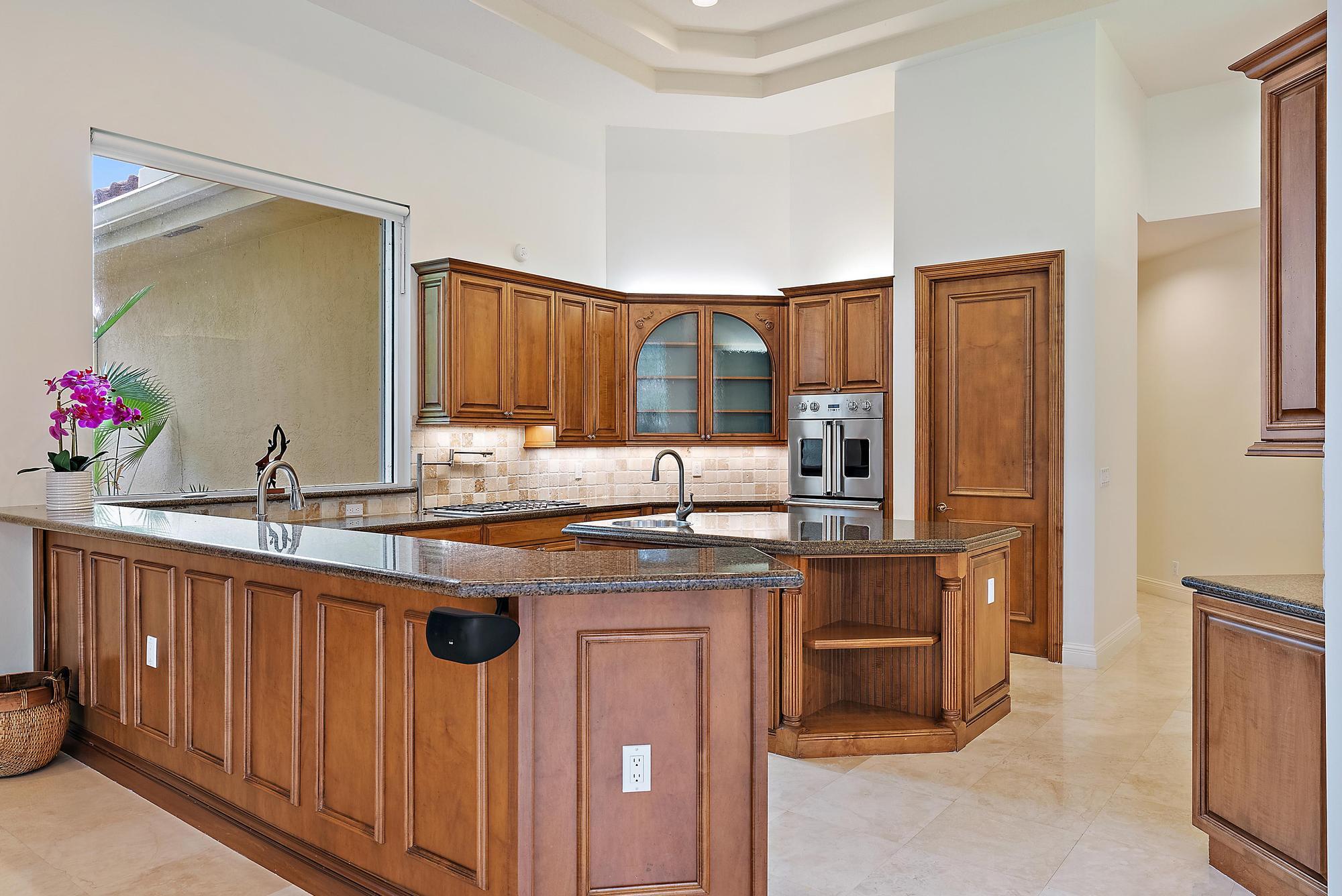 8500 Egret Lakes Lane