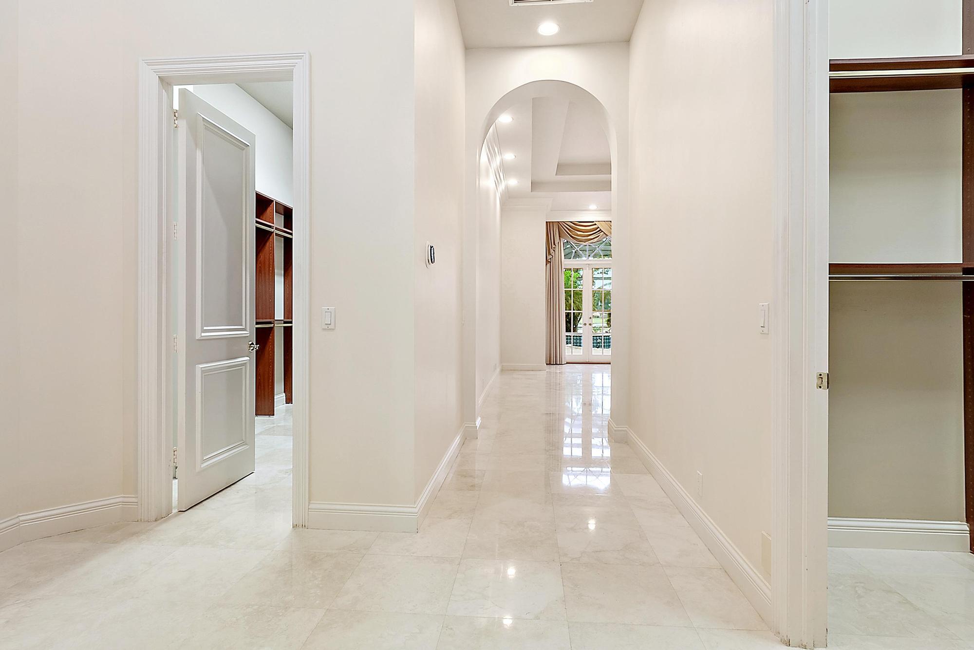 8500 Egret Lakes Lane