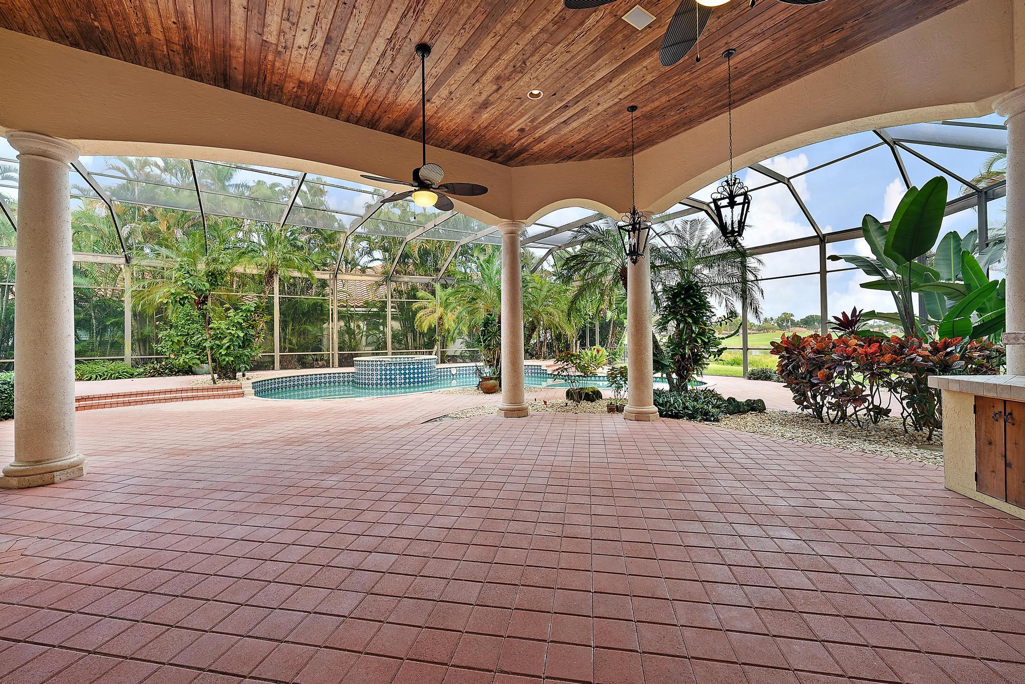 8500 Egret Lakes Lane